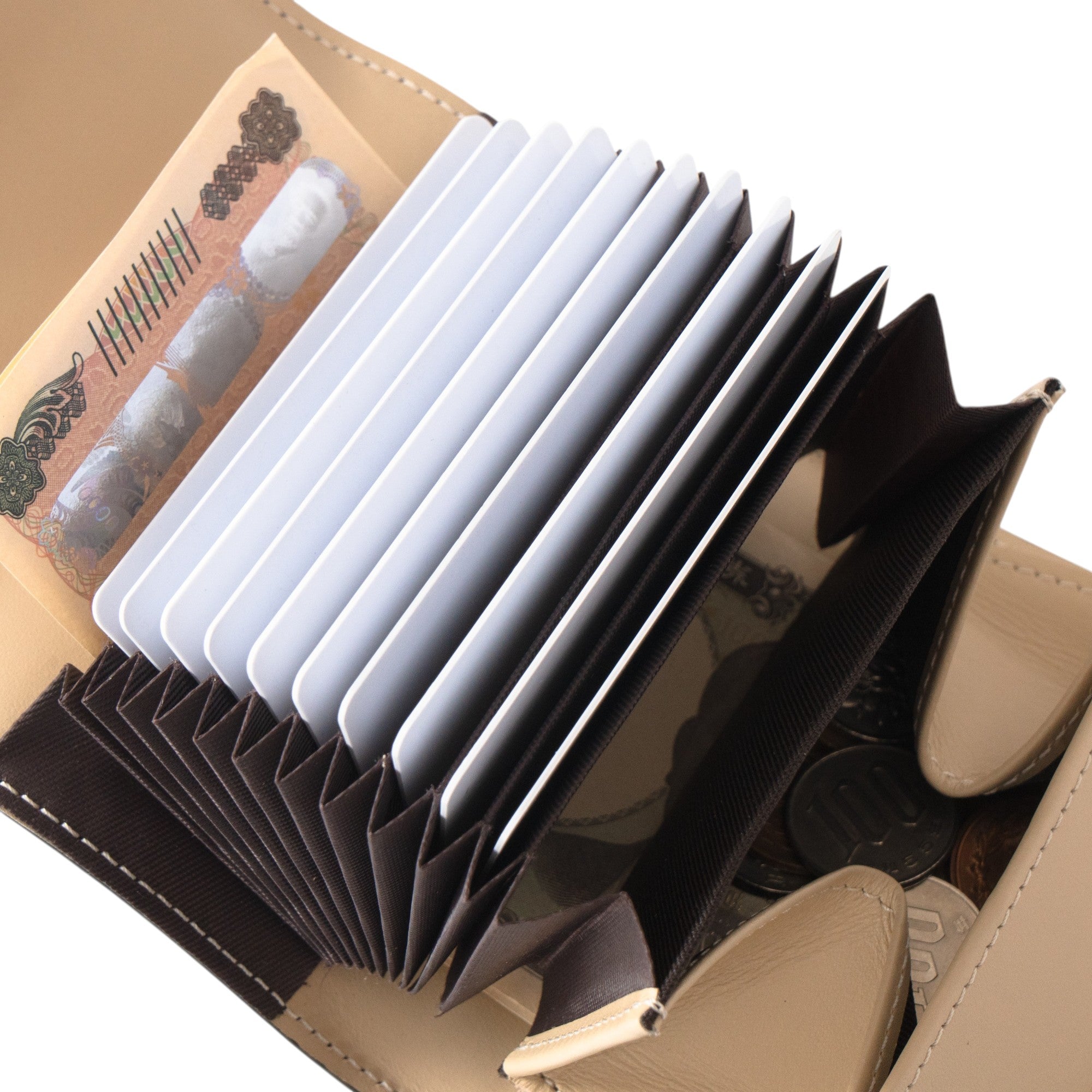 Early bird discount available. Pre-order: June 5 (Fri) 22:00 - June 14 (Sun). PAW Plate Mid Wallet / Black