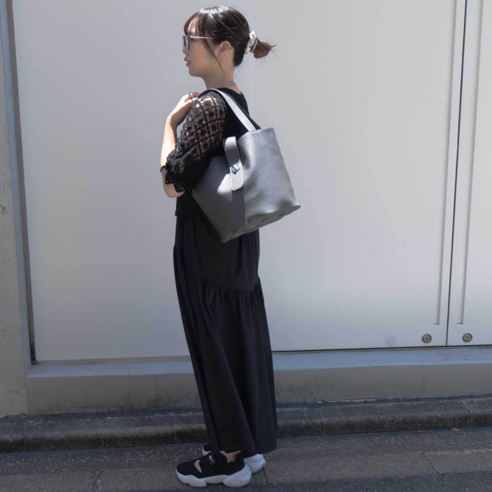 PAW Grande Cuir Mash Bucket Bag / Graphite