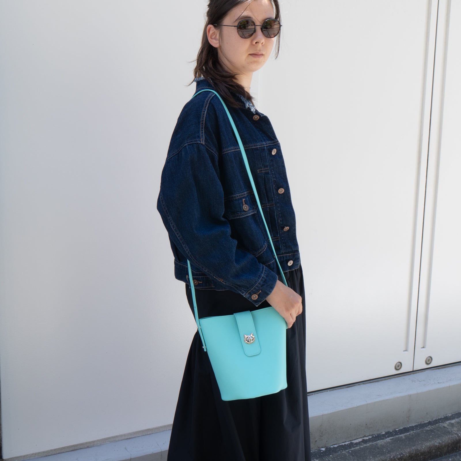 【期間限定:4/24(金)22:00〜26(日)】【受注生産】 ショルダーバッグ PAW (パウ) キュイール・マッシュ / ブルードラジェ