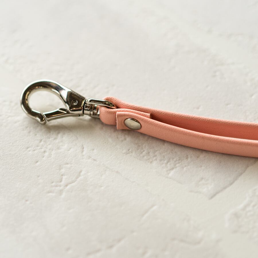 【おつとめ品セール】レザースマホストラップ(+ホルダー)シルバー金具 / 90cm