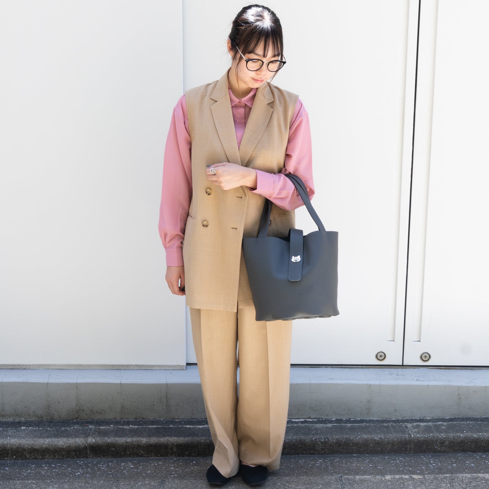 PAW Grande Cuir Mash Bucket Bag / Graphite