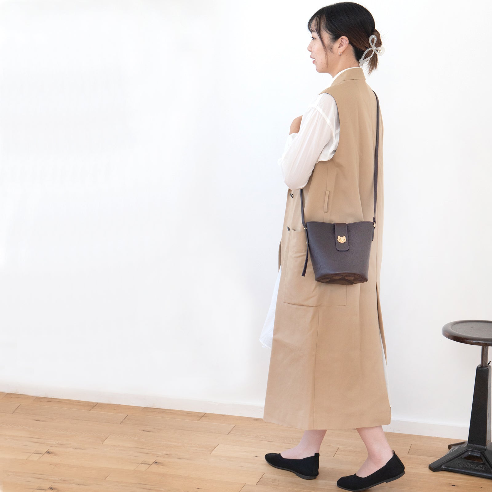 【9/7(日)22:00~ 26時間限定販売】【数量限定】ショルダーバッグ PAW (パウ) キュイール・マッシュ / レザン