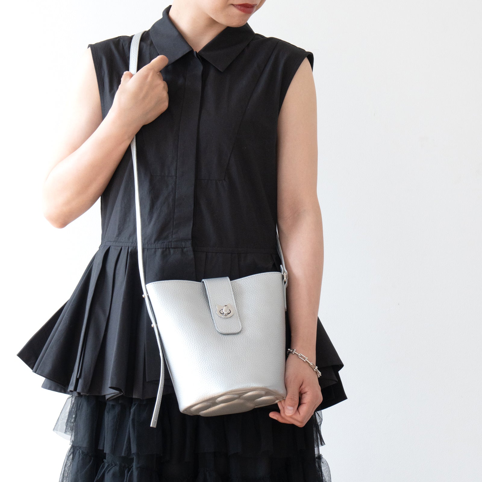 Shoulder Bag PAW (Paw) Cuir Mash / Silver