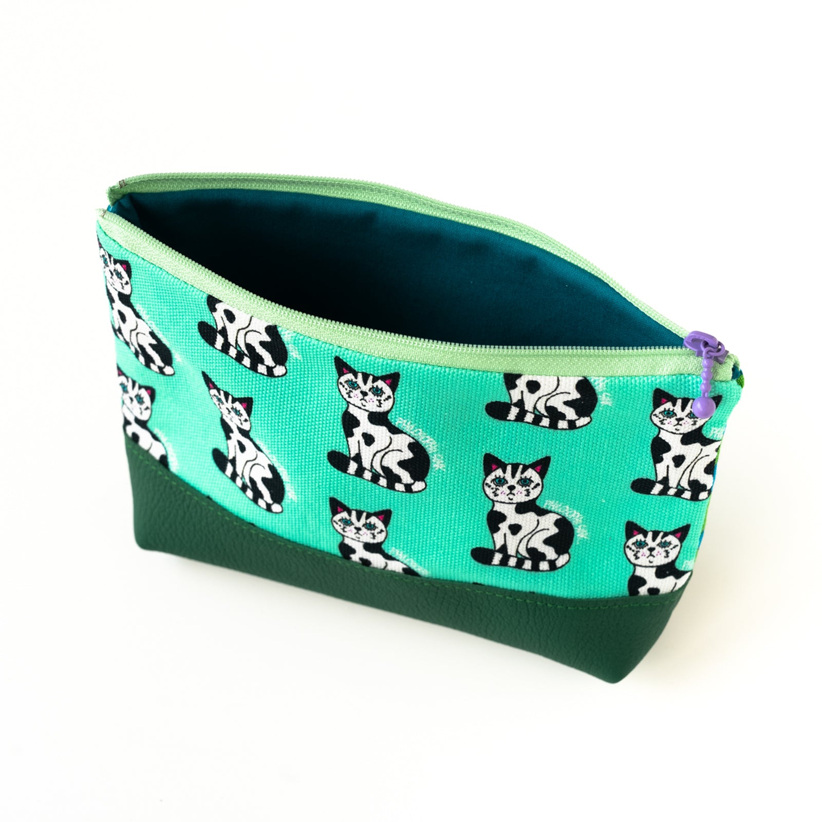 SINK. x Philosophii collaboration Ushineko pouch (with gusset)