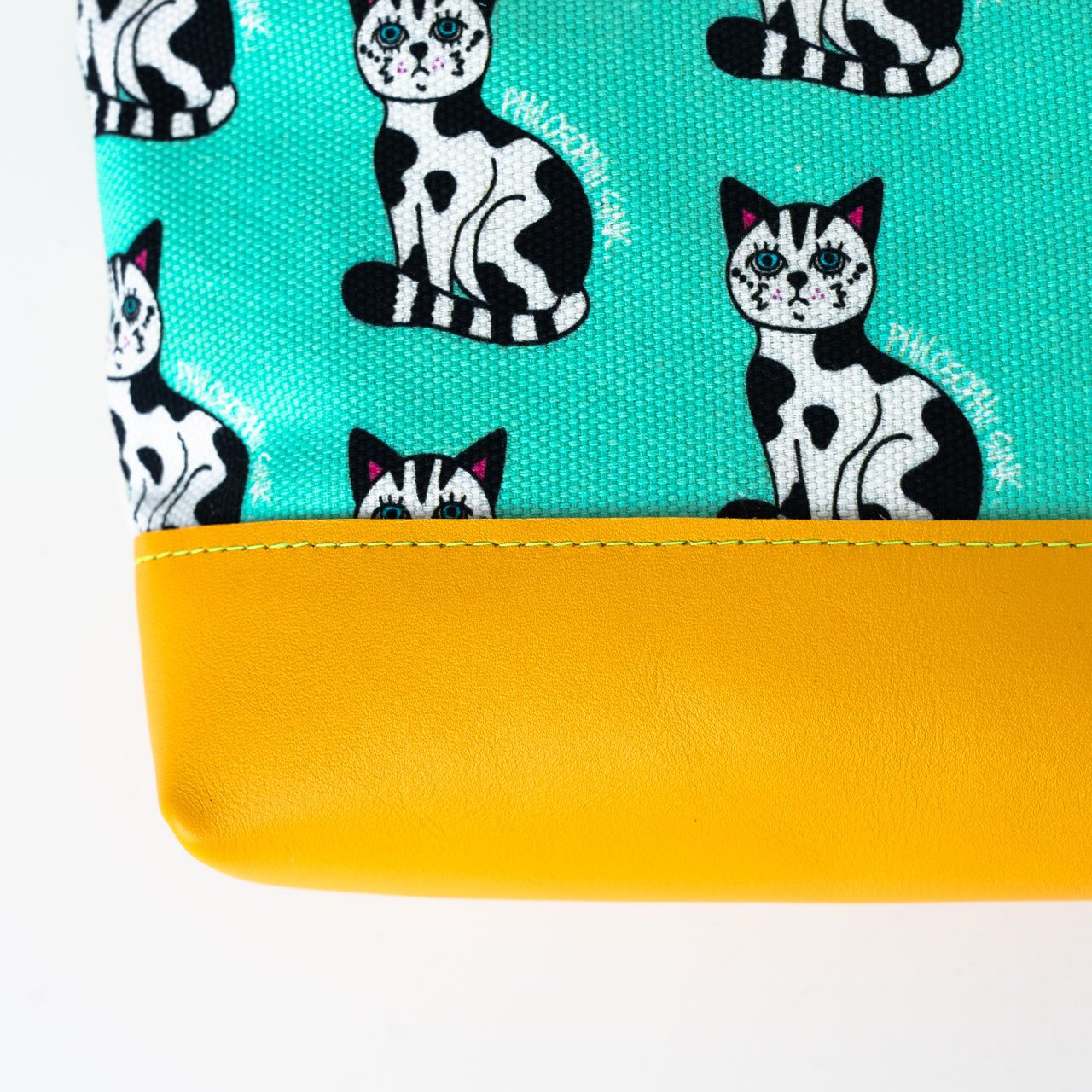 SINK. x Philosophii collaboration Ushineko pouch (with gusset)