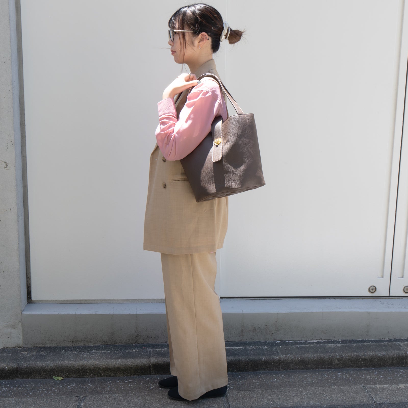 PAW Grande Cuir Mache Bucket Bag / Chocolate