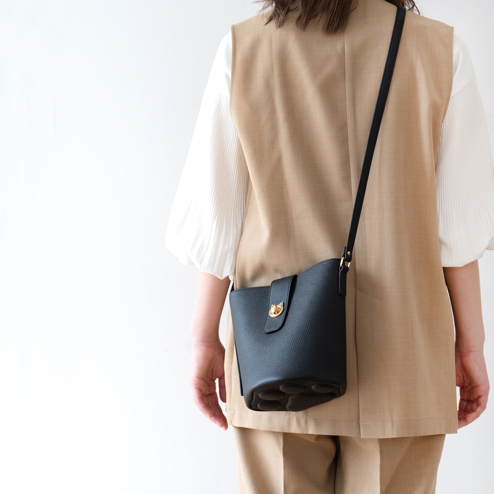 Limited-time offer: August 21st (Thu) 10:00 PM - 26 hours only. Limited-time offer: PAW Cuir Mache Shoulder Bag in Black (Choose your hardware).