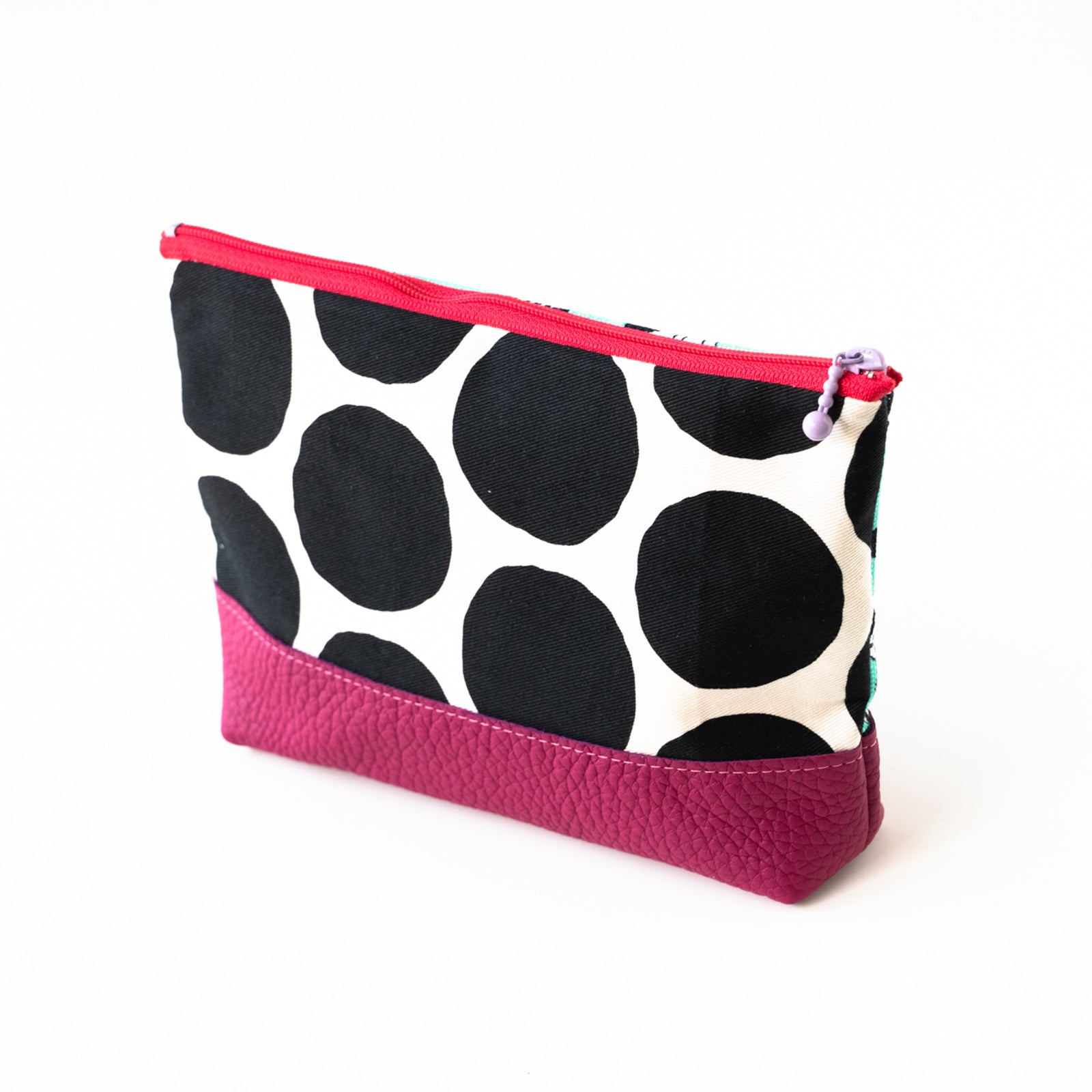 SINK. x Philosophii collaboration Ushineko pouch (with gusset)