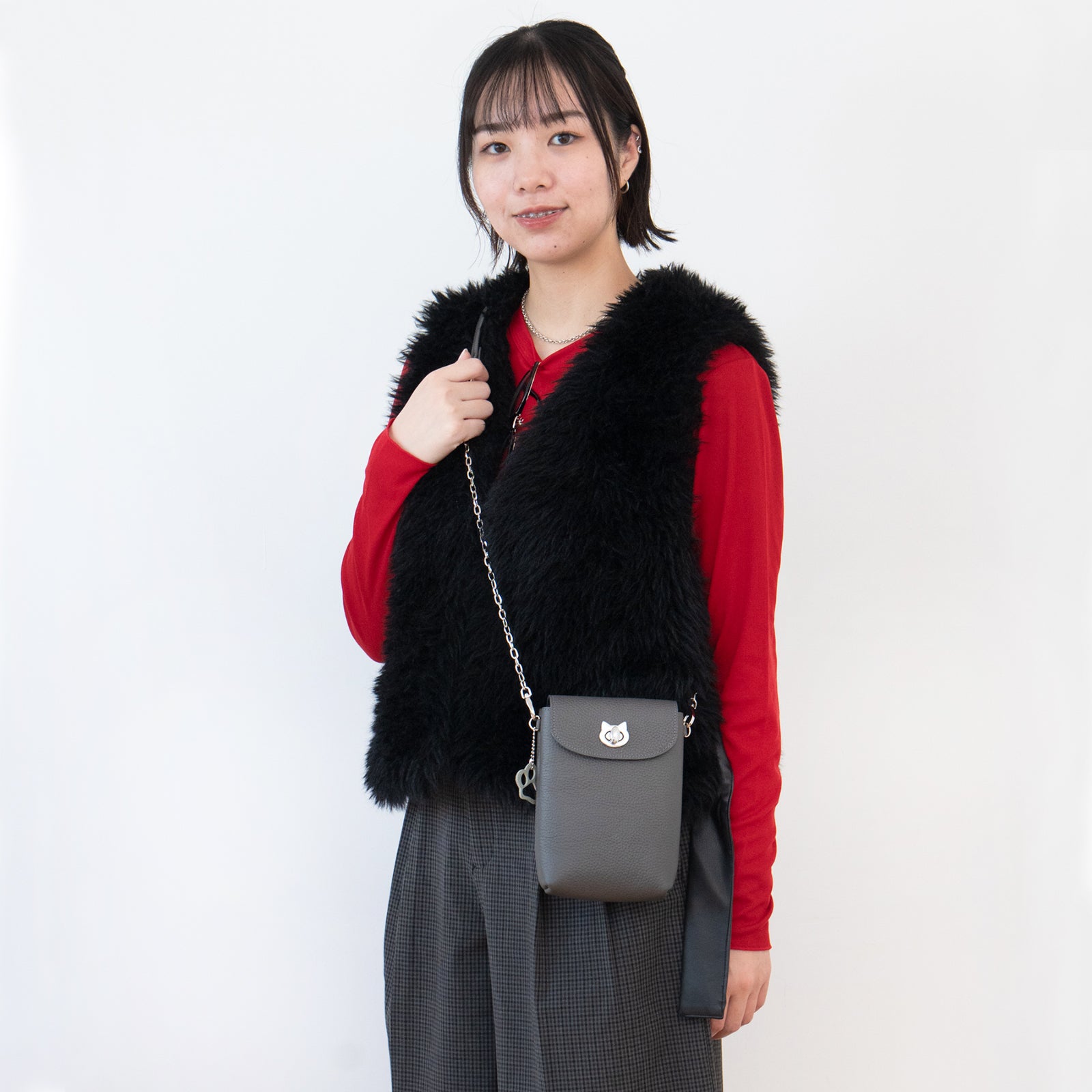 フルーニャスマホポシェット キュイール・マッシュ / グラファイト