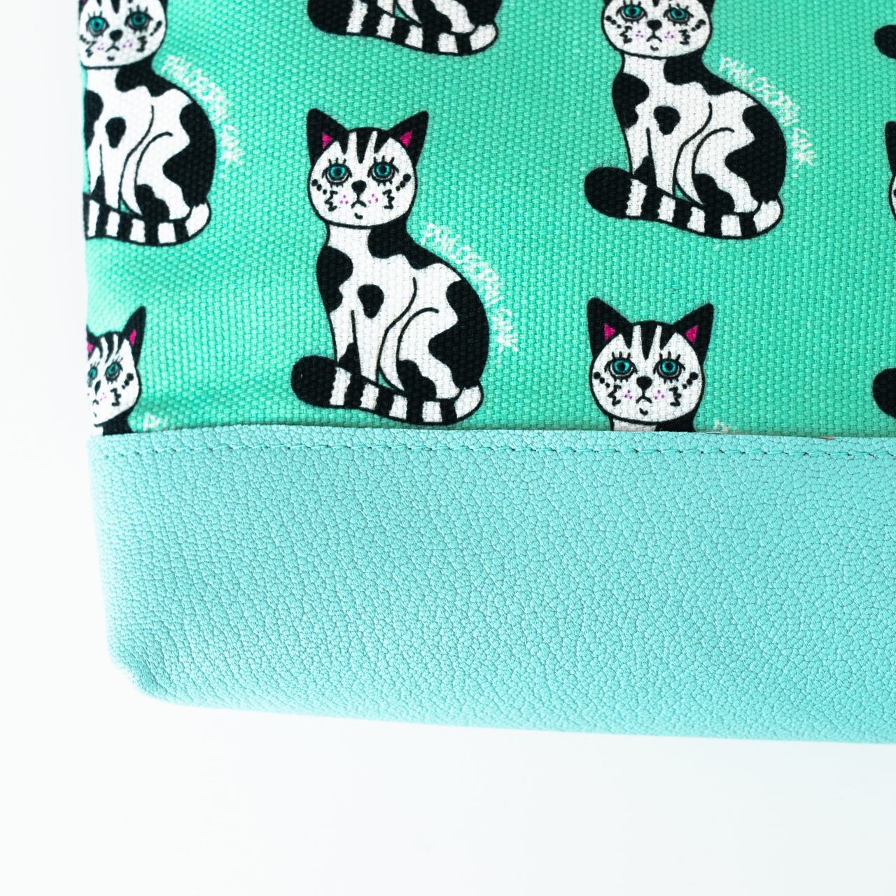 SINK. x Philosophii collaboration Ushineko pouch (with gusset)