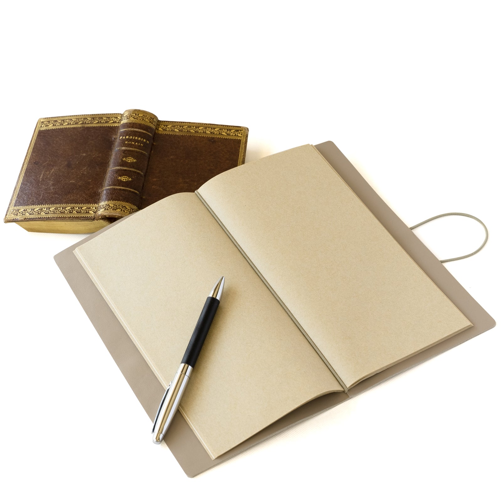 【おつとめ品セール】トラベラーズノートカバー リレ / グレージュ