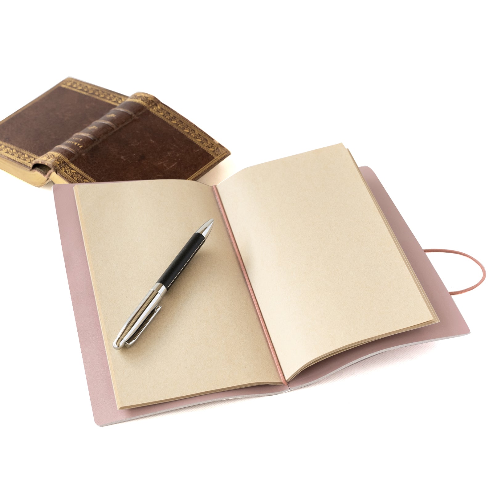 【おつとめ品セール】トラベラーズノートカバー リレ / ラベンダー