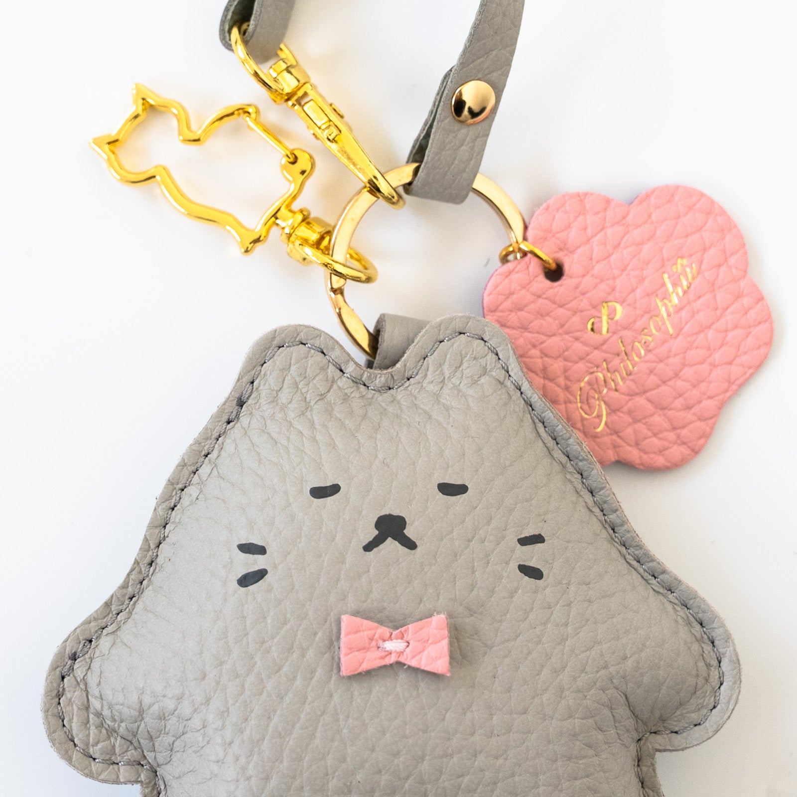 【12/7(日)22:00~ 26時間限定販売】にゃんぺんチャーム / ぐれあ (ライトグレー)