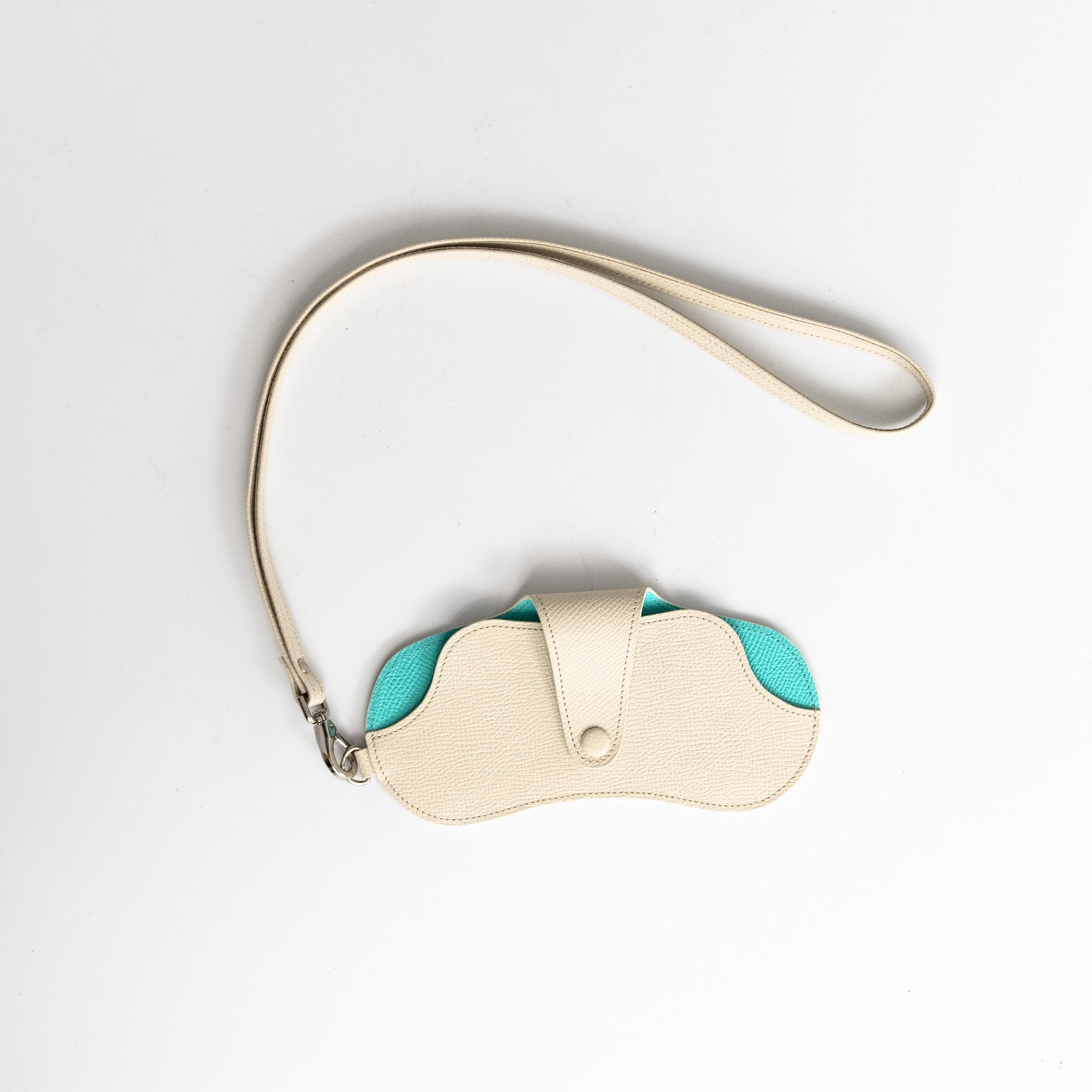 【おつとめ品セール】ストラップ付きめがねケース ヴォー・エプソン/クリーム