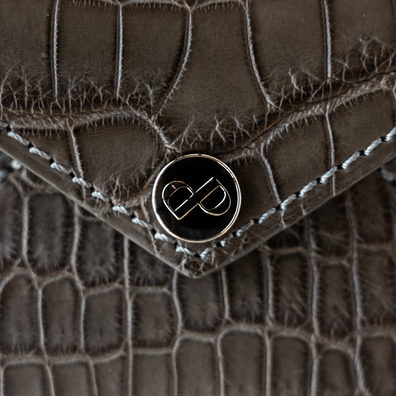 【おつとめ品セール】エンべロープカードケース クロコダイル