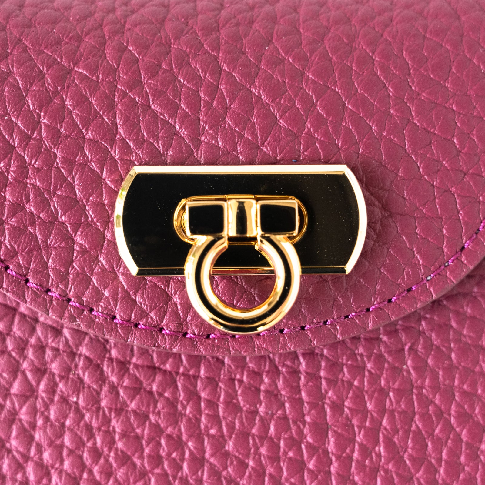 Bi-fold wallet "Ecre" / Taurillon Clemence