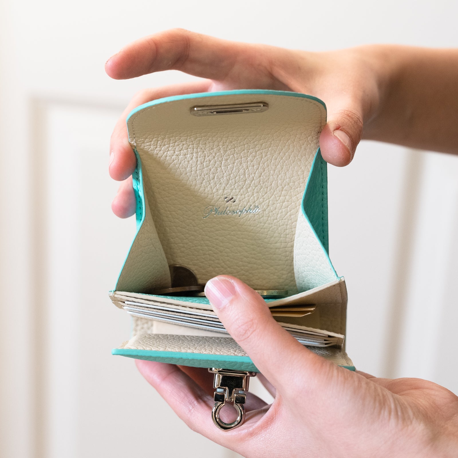 Bi-fold wallet "Ecre" / Taurillon Clemence