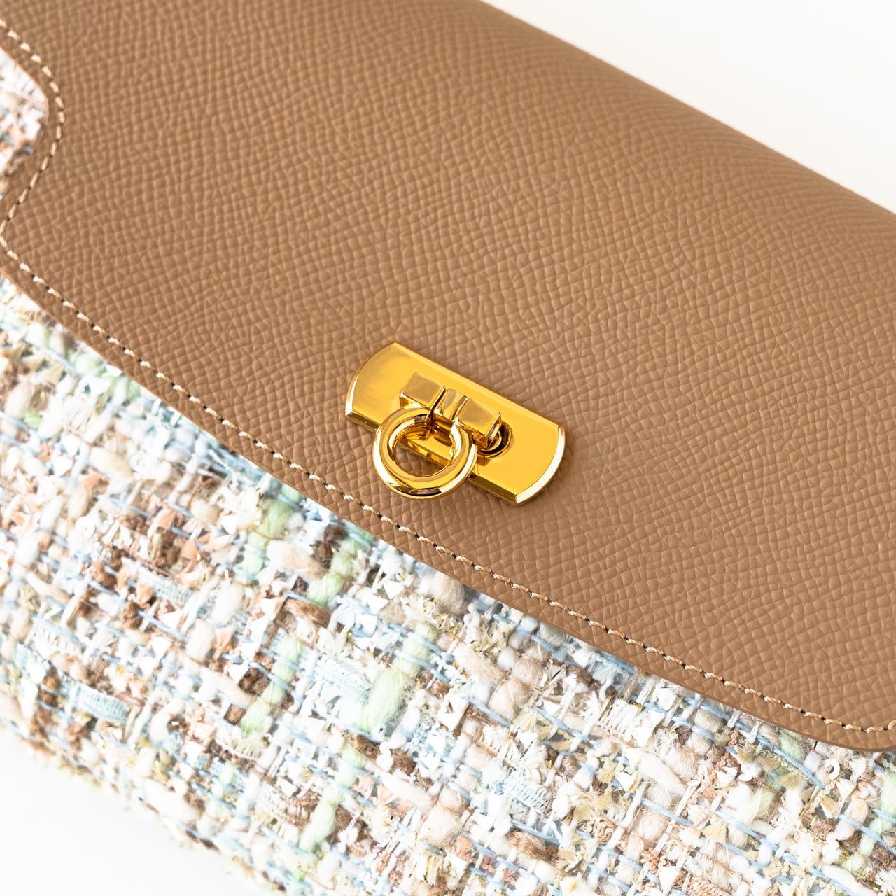 Soft leather flap pochette tweed duo