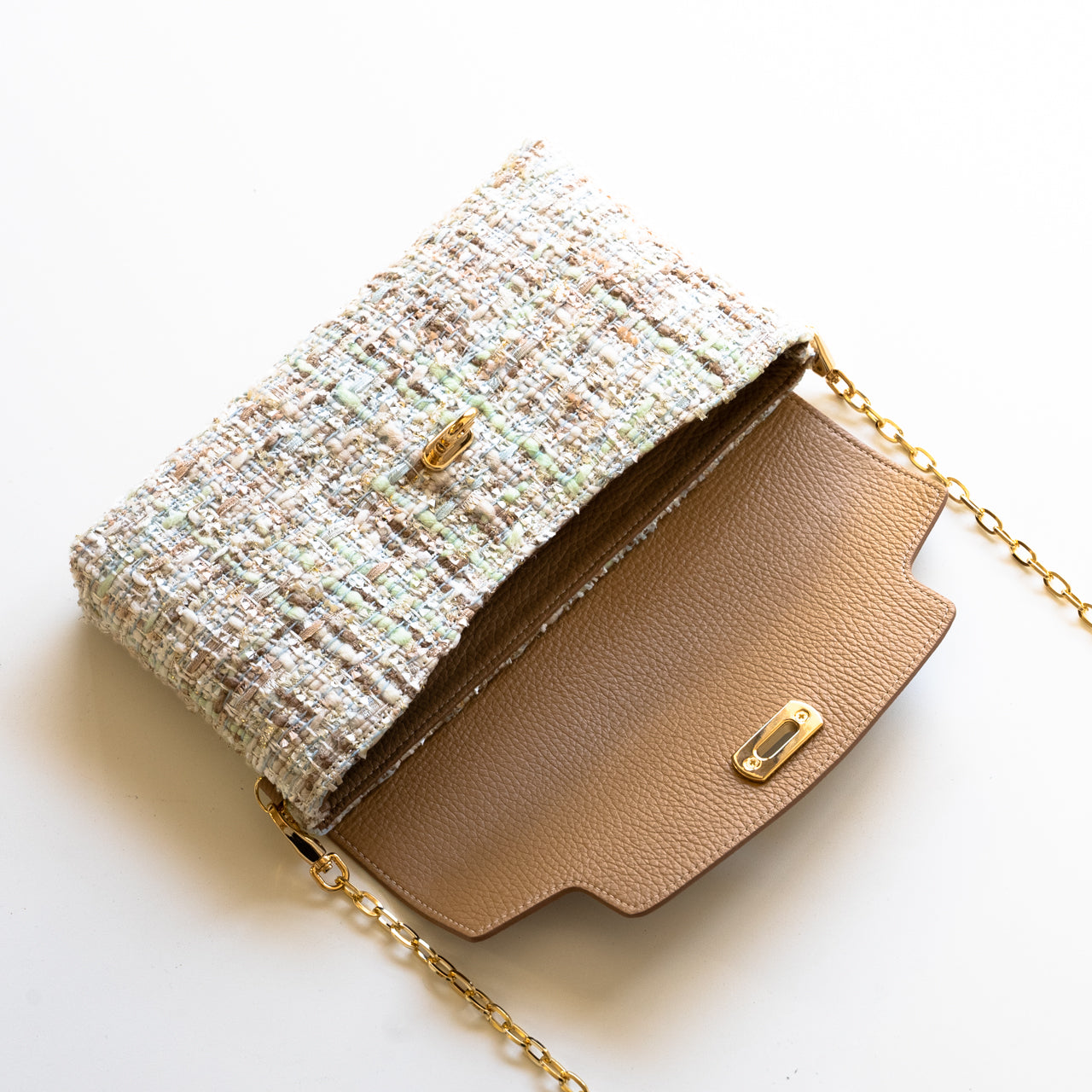 Soft leather flap pochette tweed duo