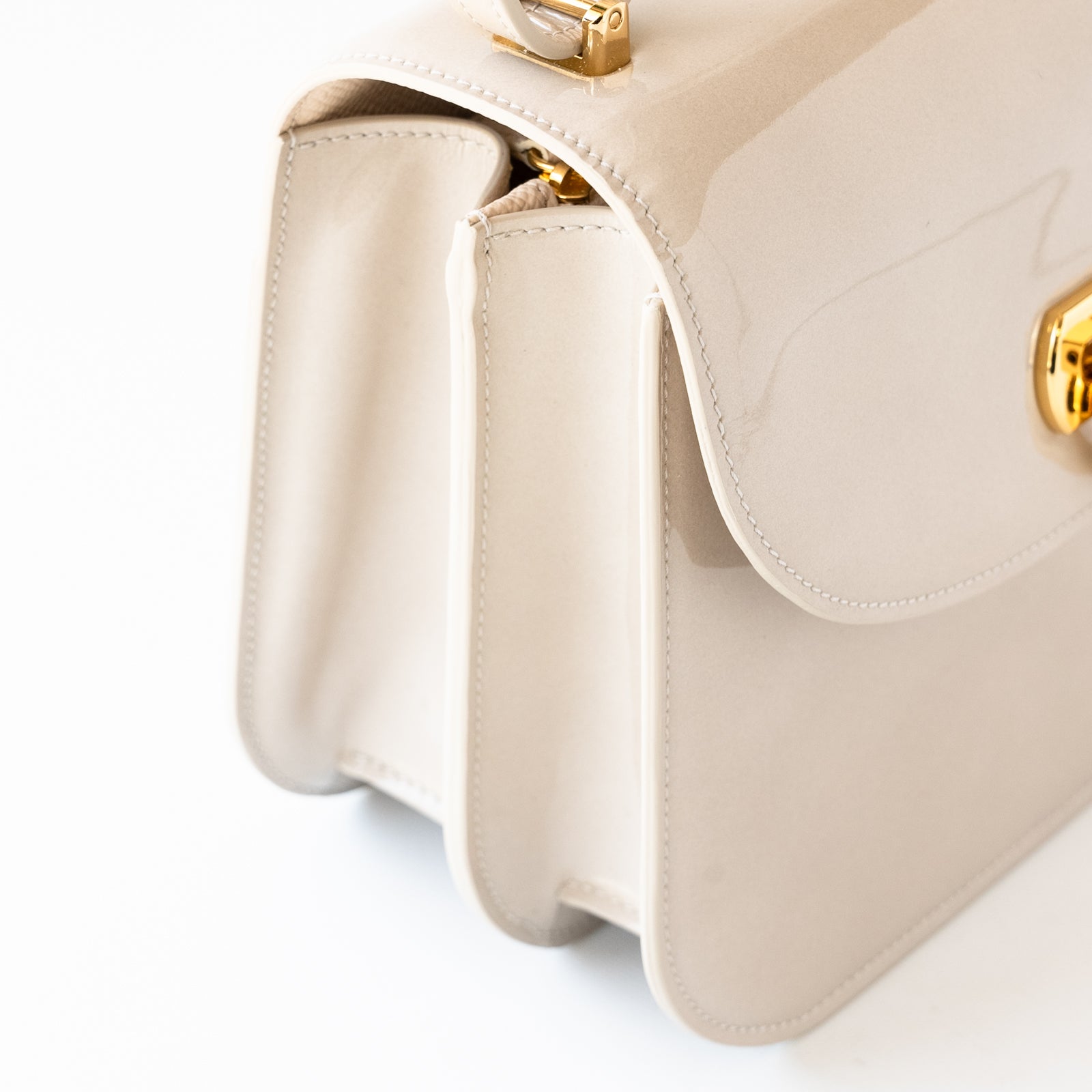 【おつとめ品セール】ドゥポシェ エミュールレザー / アイボリー