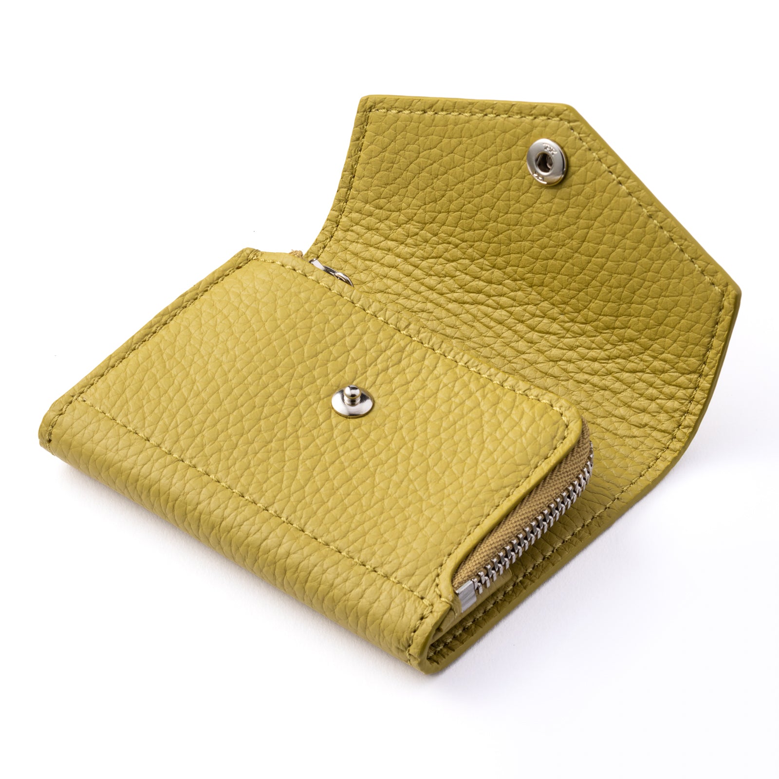 Handy wallet with L shaped fastener / Cuir Mash