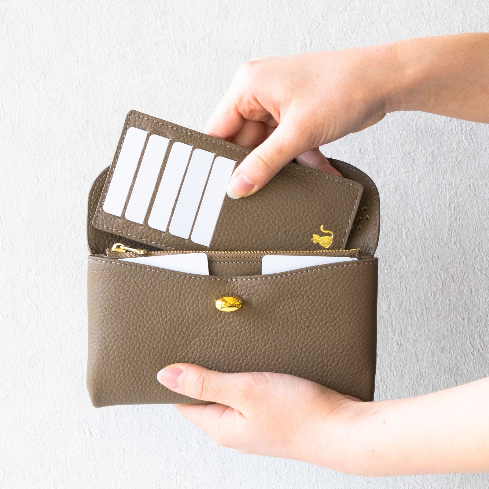 Innyah Card Case for Furnya Long / Etoupe