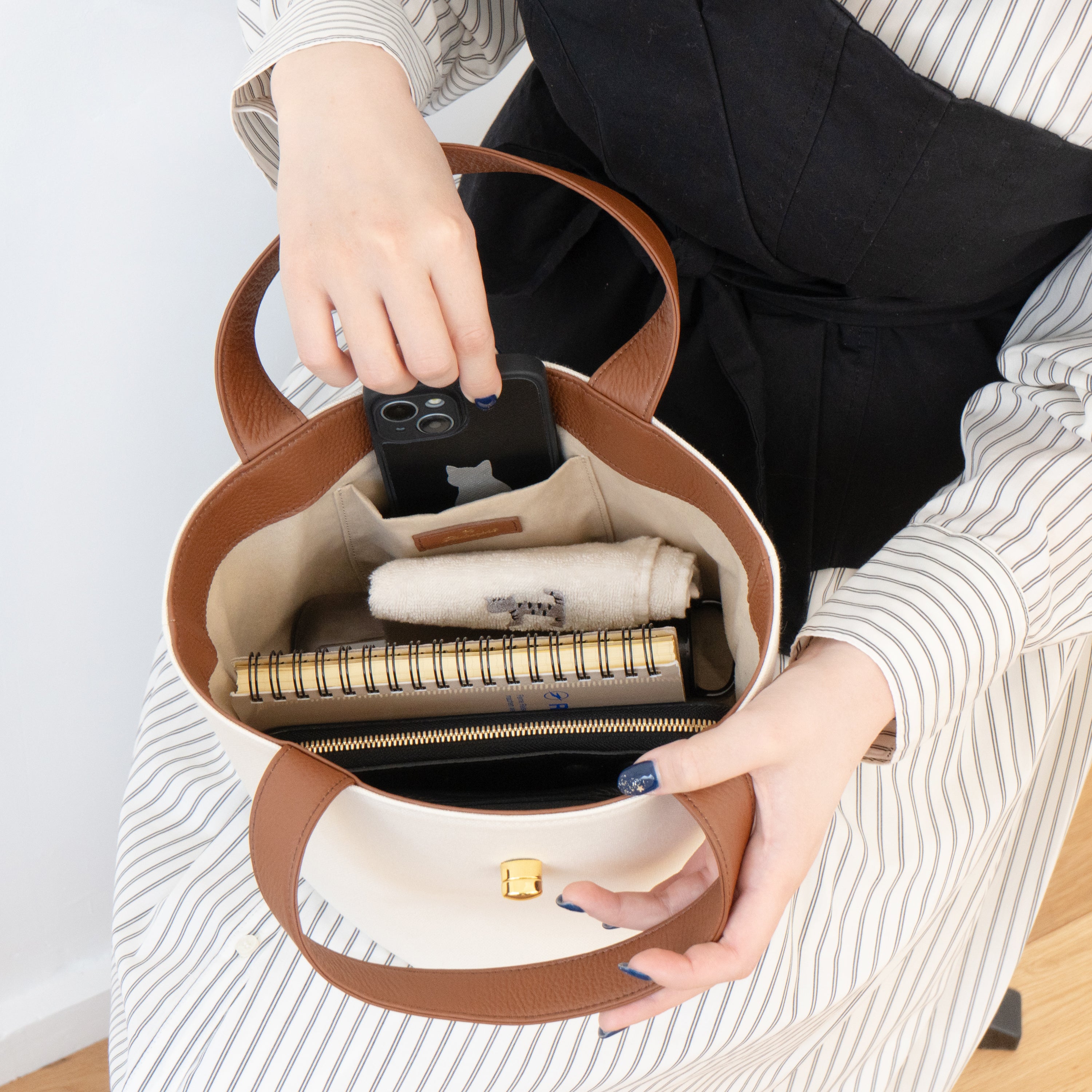 バケットバッグ・PAW トワル / キャメル