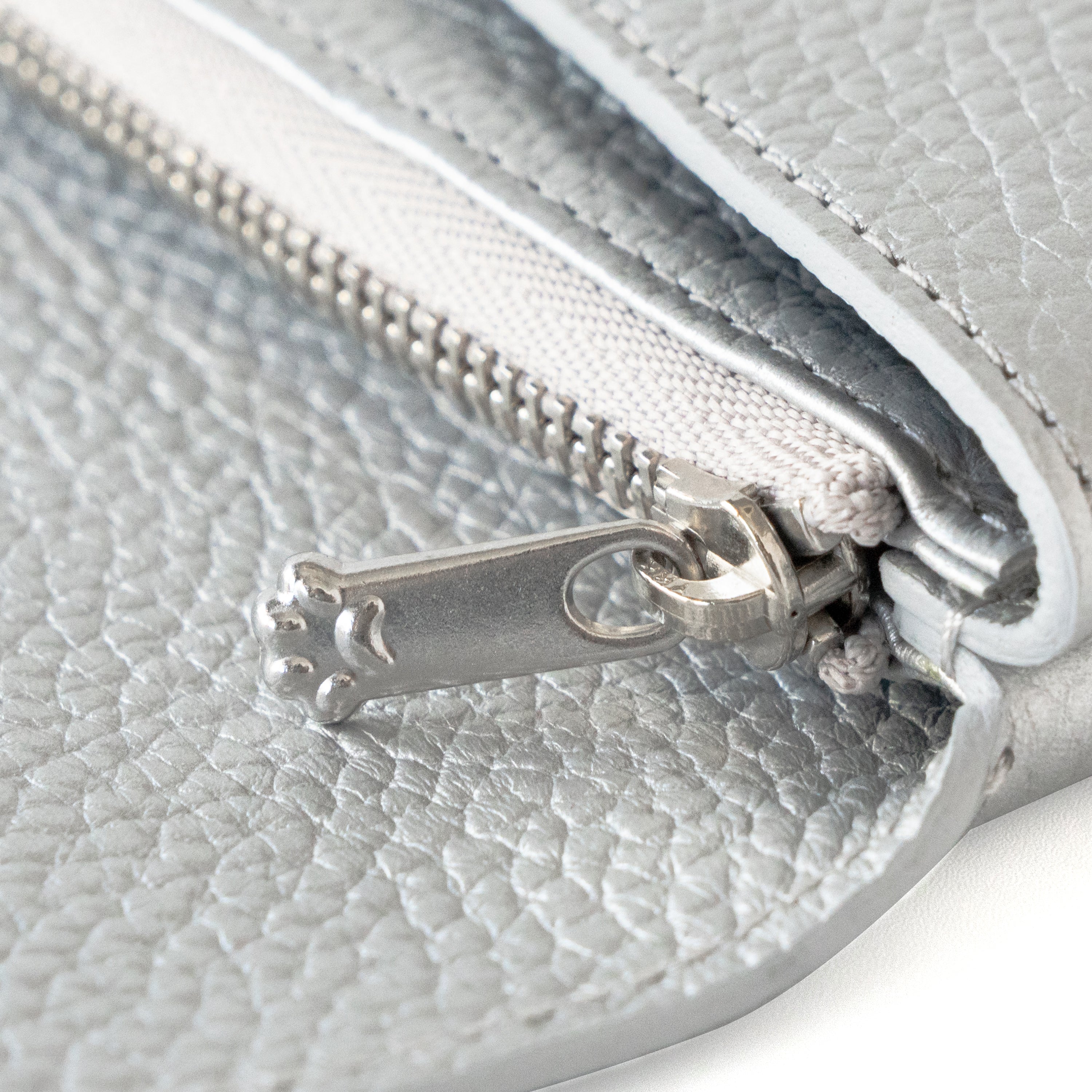 Flap Wallet Frunja Long Cuir Mache / Silver