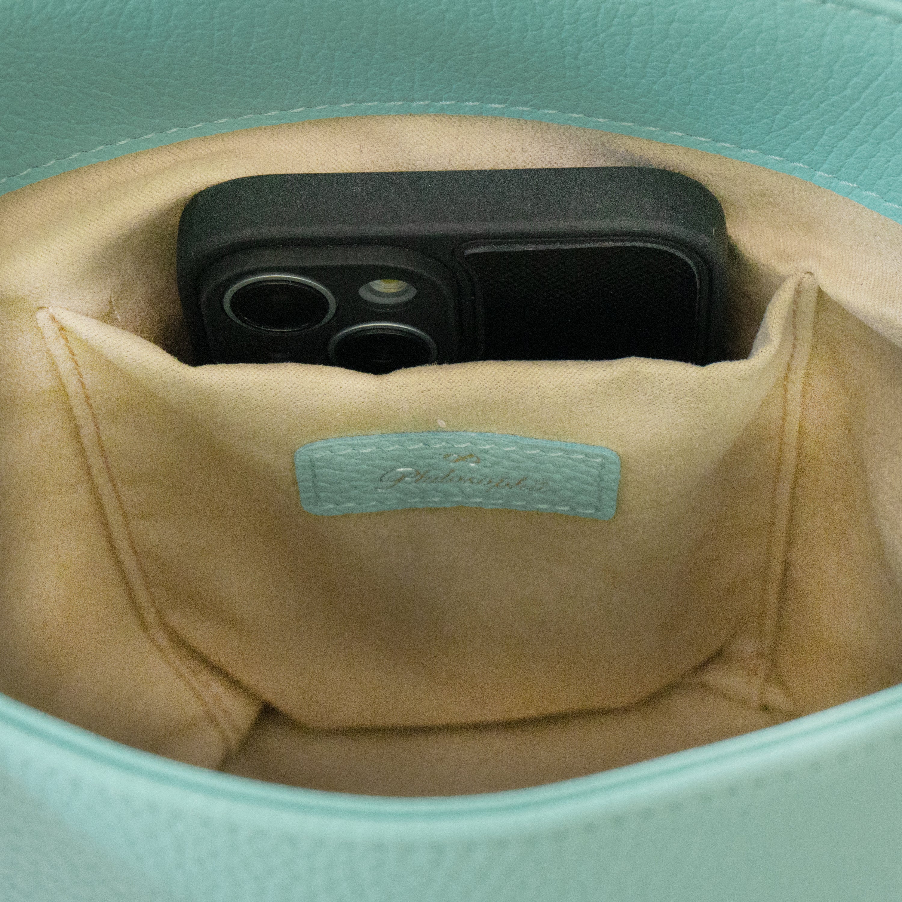 【期間限定:4/24(金)22:00〜26(日)】【受注生産】 ショルダーバッグ PAW (パウ) キュイール・マッシュ / ブルードラジェ