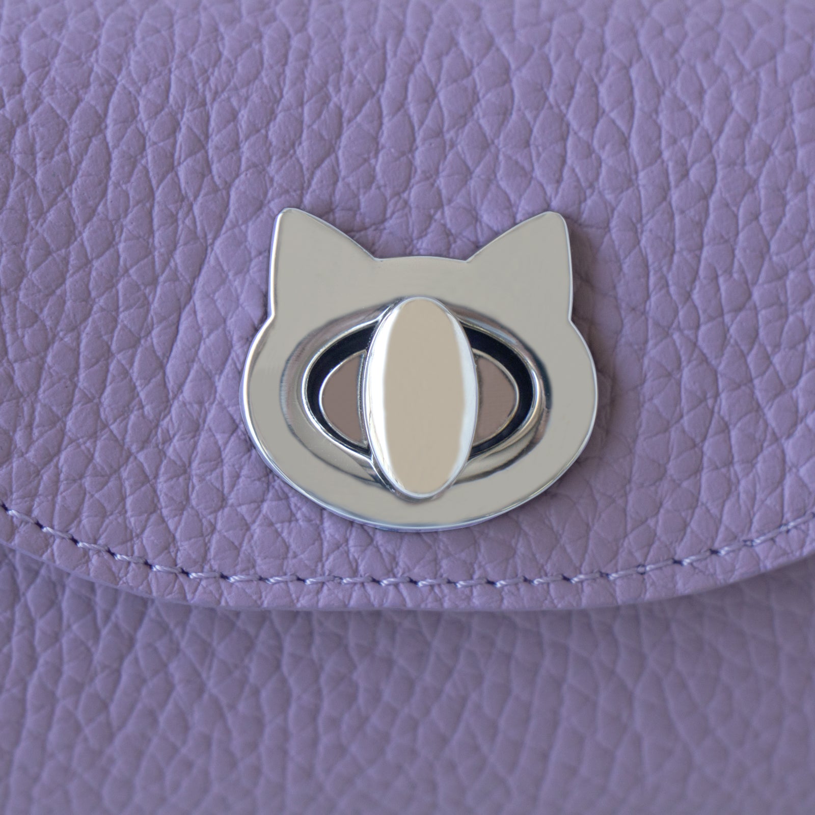 【5/6(火)~5/8(木) 受注販売】【数量限定】シェルウォレット CAT キュイール・マッシュ / ラベンダー