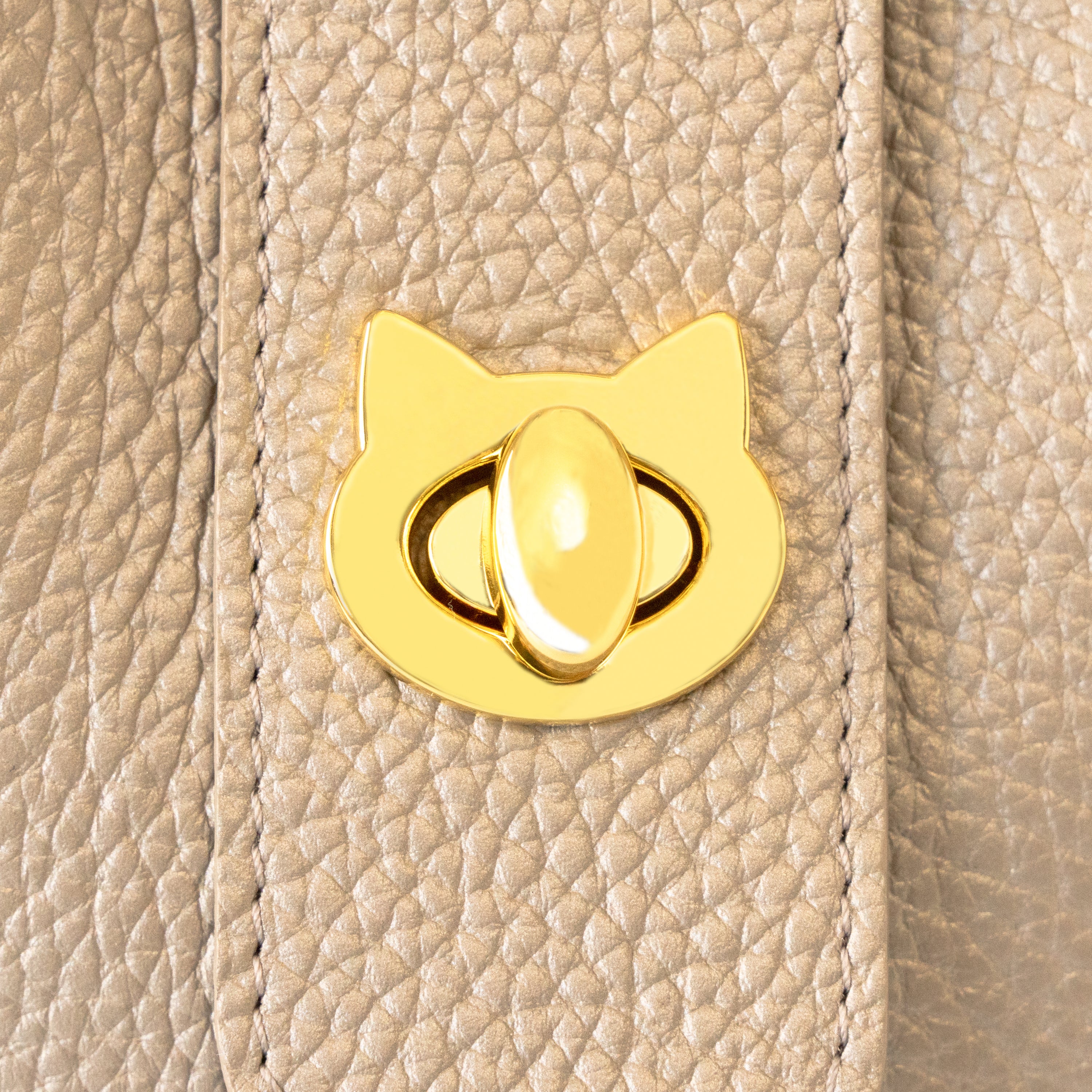 【期間限定:4/24(金)22:00〜26(日)】【受注生産】 ショルダーバッグ PAW (パウ) キュイール・マッシュ / シャンパンゴールド