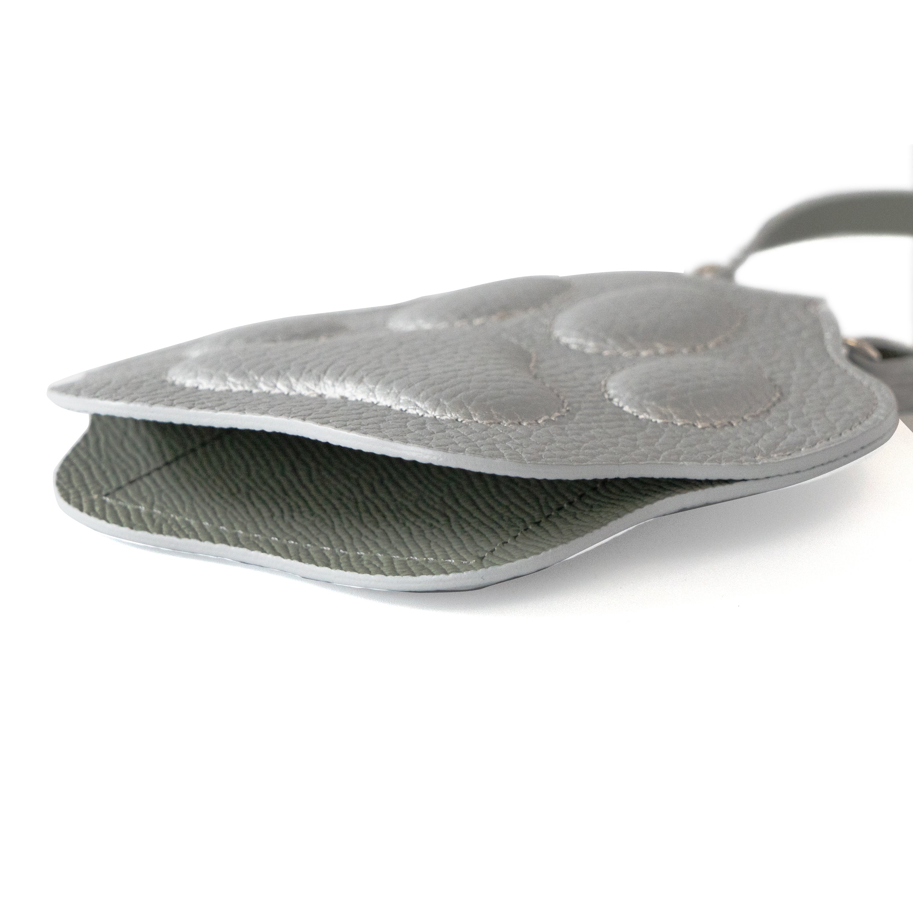 PAW Pass Case Crochette Cuir Mach / Silver