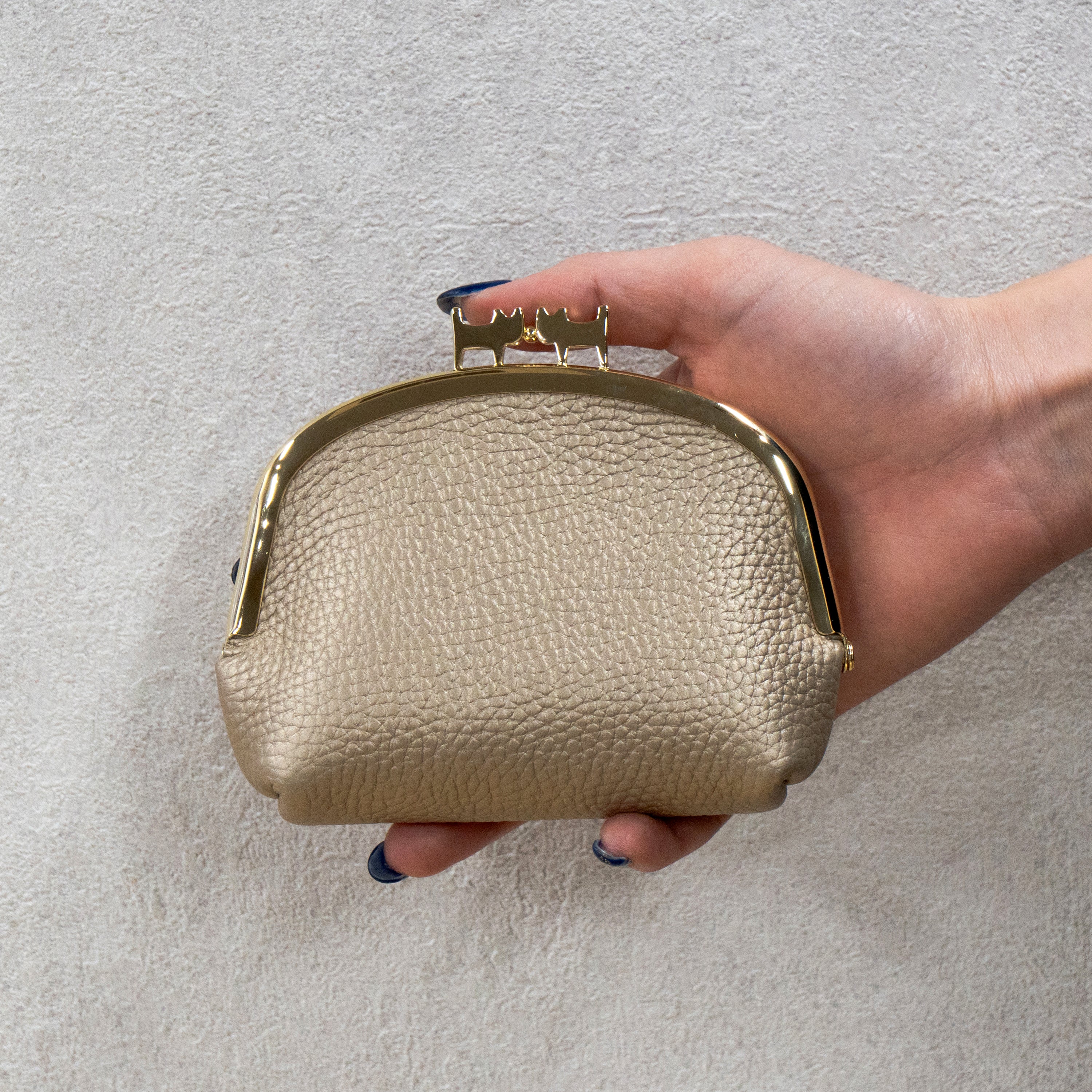 【期間限定:4/24(金)22:00〜26(日)】【受注生産】にゃまぐちポーチ キュイール・マッシュ / シャンパンゴールド