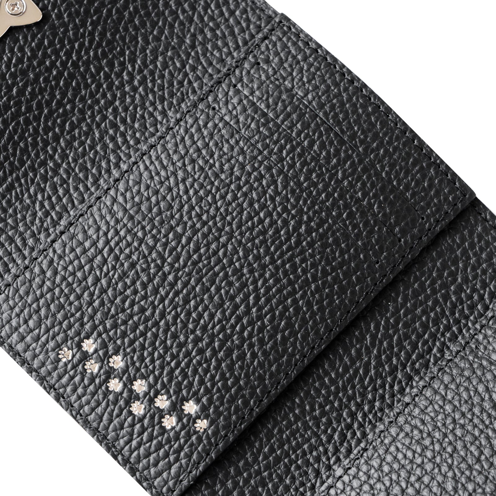 N'Apela Grande Cuir Mache Handy Wallet in Black with Silver Hardware