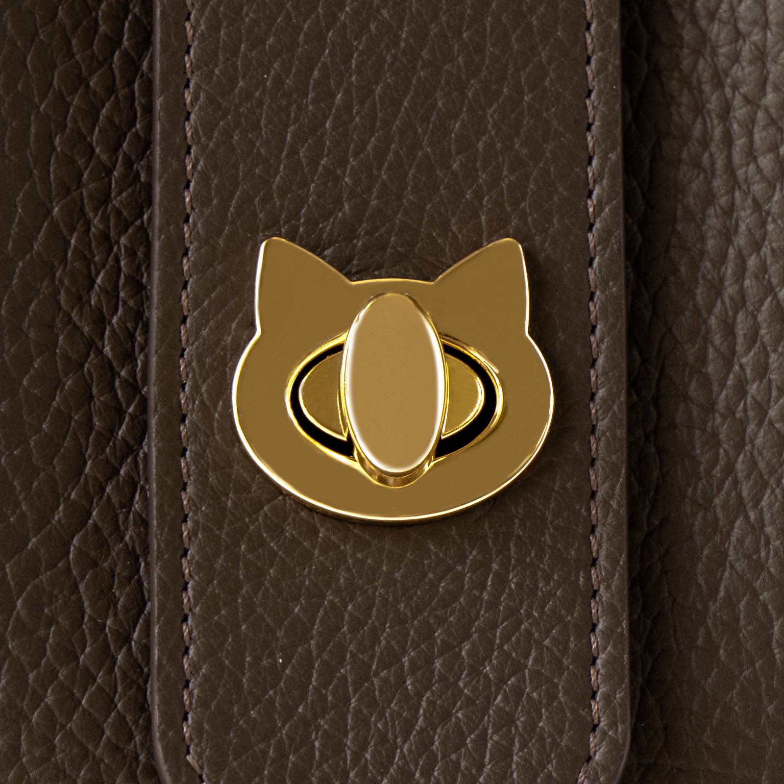 ショルダーバッグ PAW (パウ) キュイール・マッシュ / チョコ