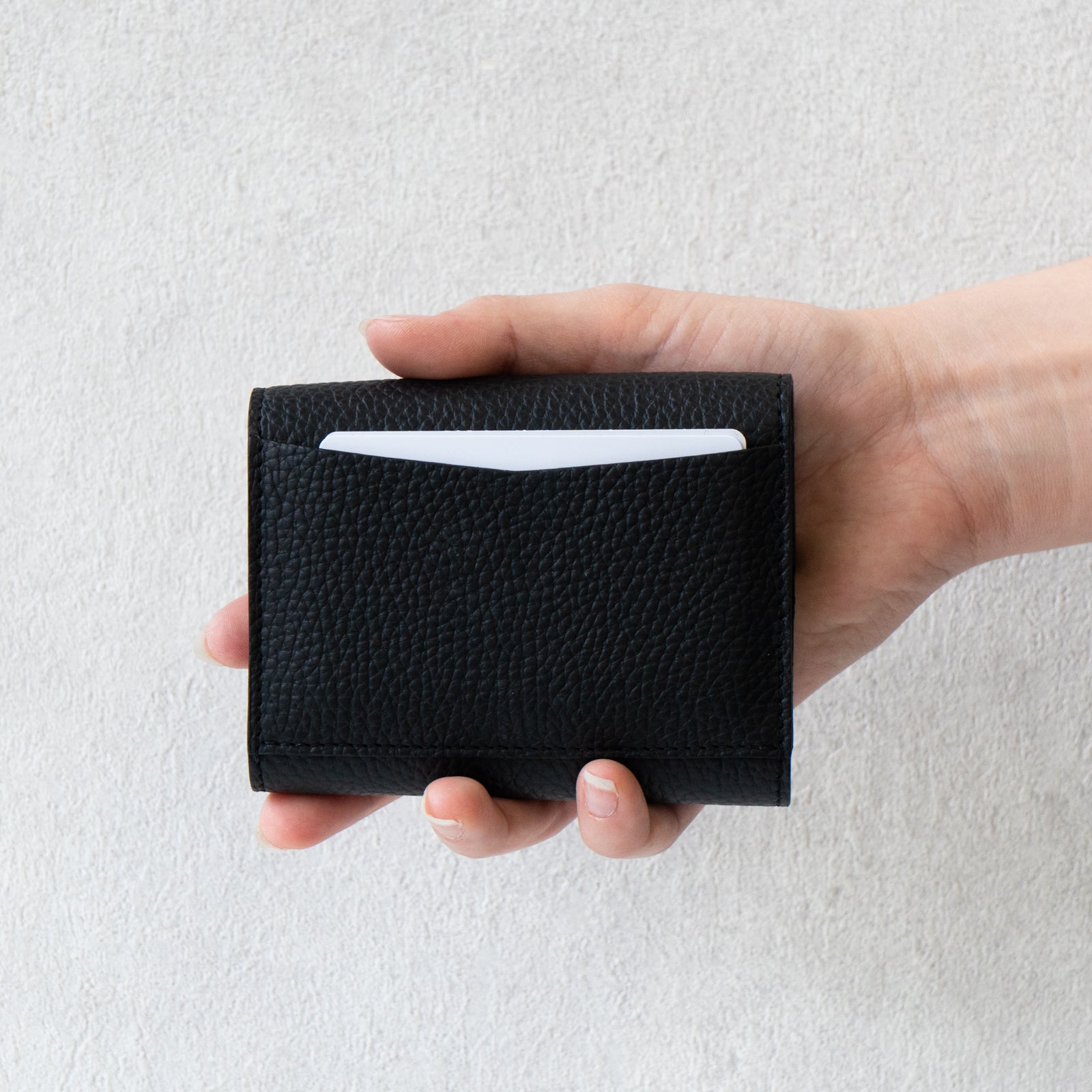N'Apela Grande Cuir Mache Handy Wallet in Black with Silver Hardware