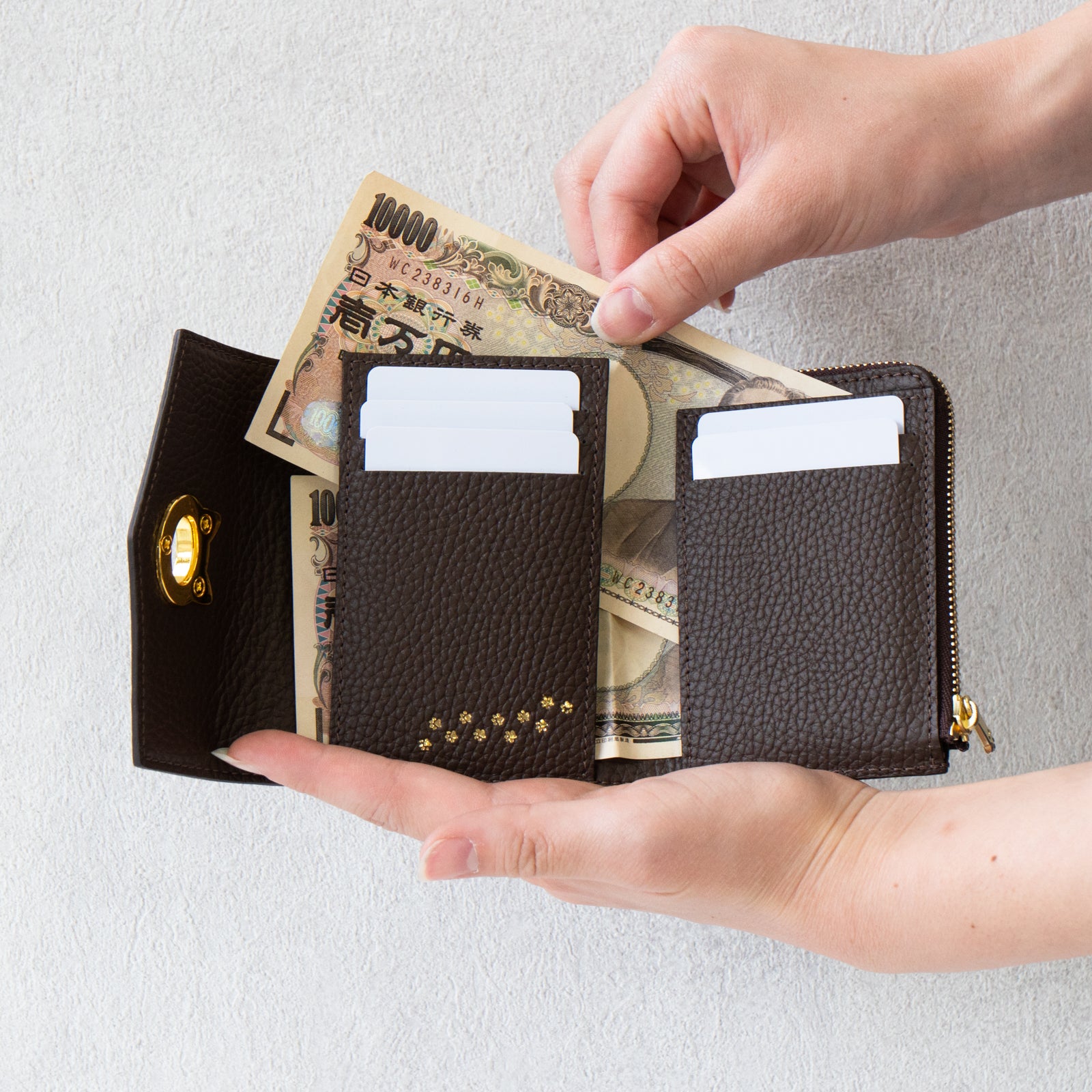 Handy Wallet Nyapera Grande Cuir Mache / Chocolate