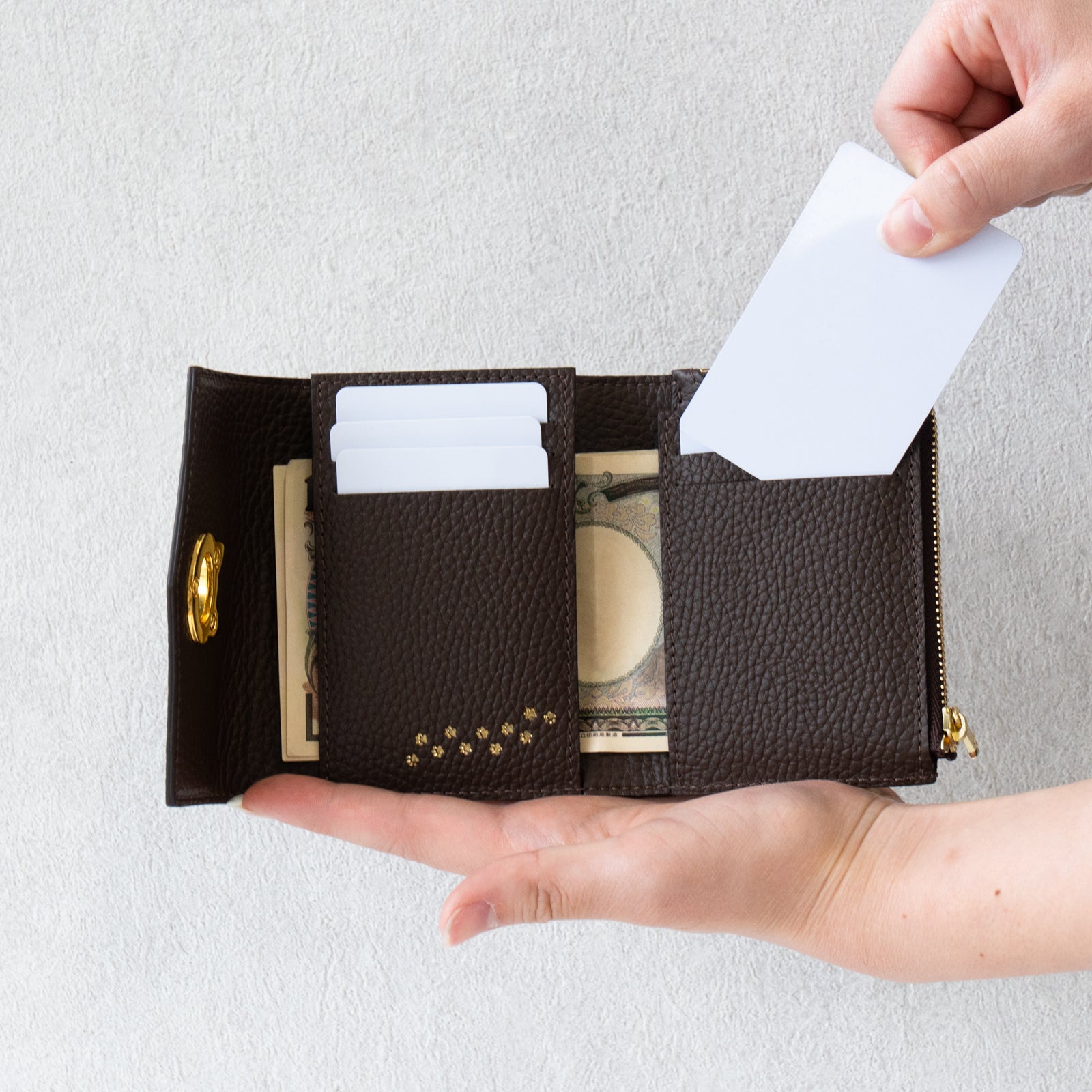 Handy Wallet Nyapera Grande Cuir Mache / Chocolate