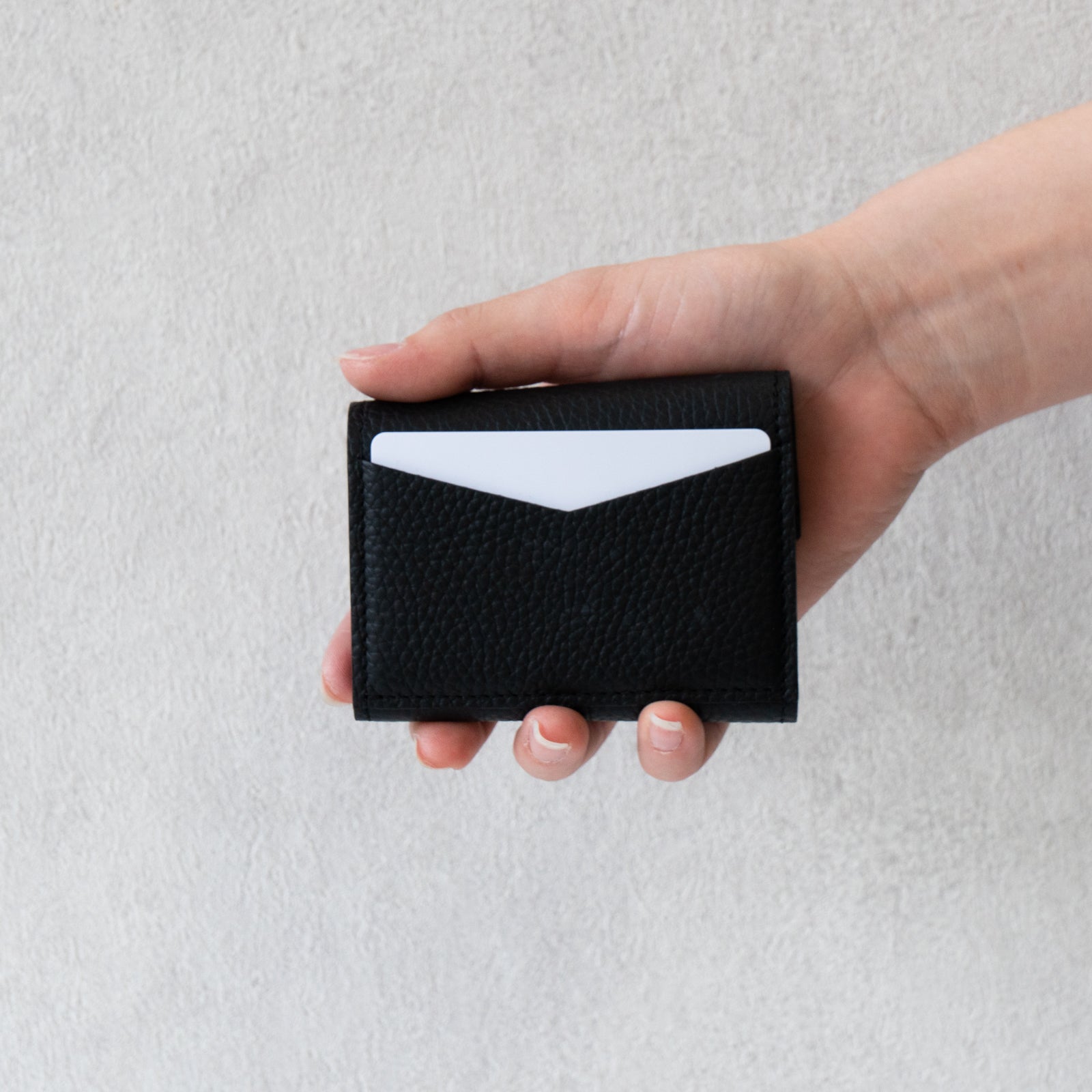 Handy Wallet Nyapera Cuir Mache / Black