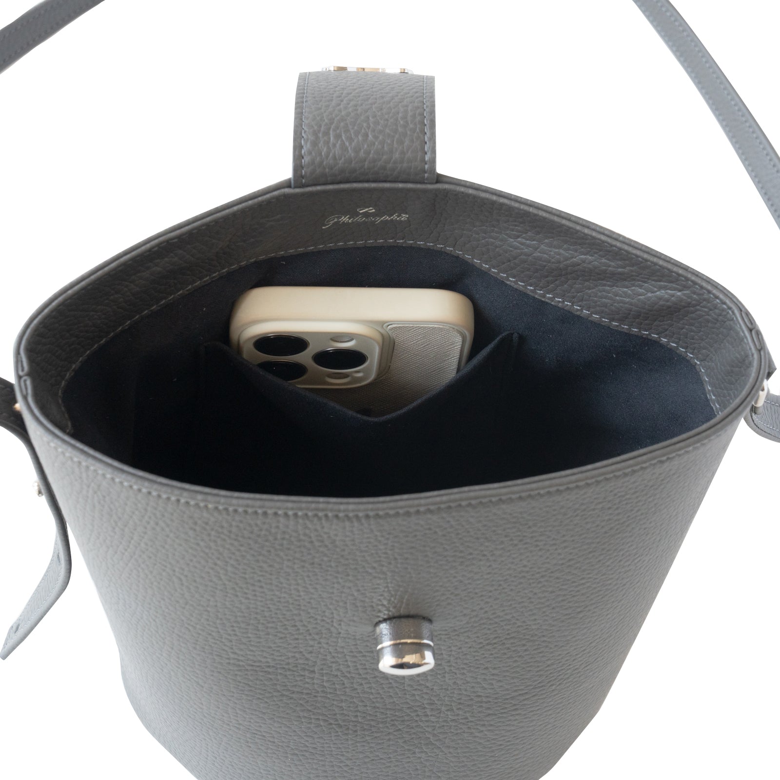 【数量限定】ショルダーバッグ・PAW ノベルティーチャーム付き / グラファイト