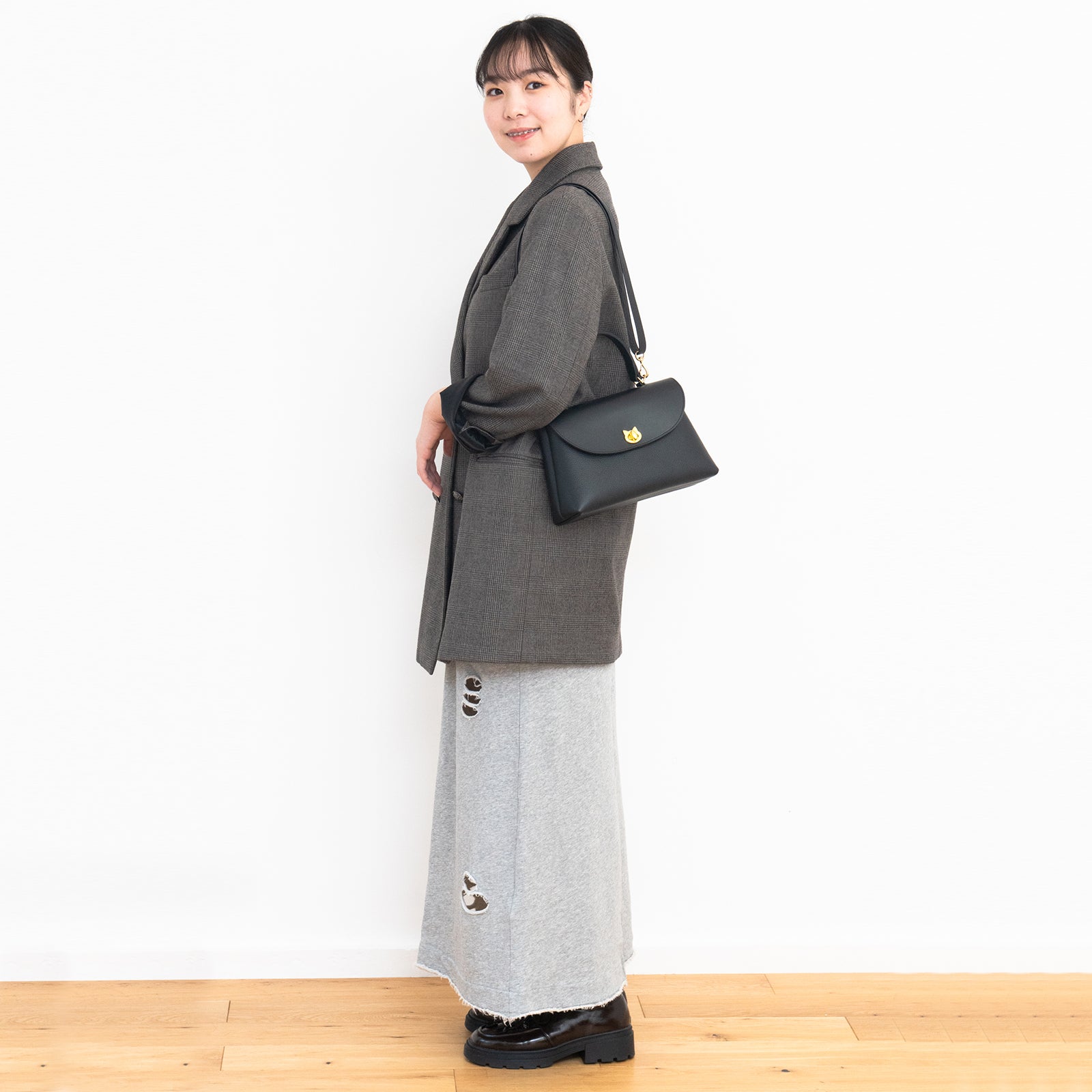 【受注販売:7/24(金)22:00~26(日)】【初回10%OFF】フラップコンビハンドバッグ / ブラック