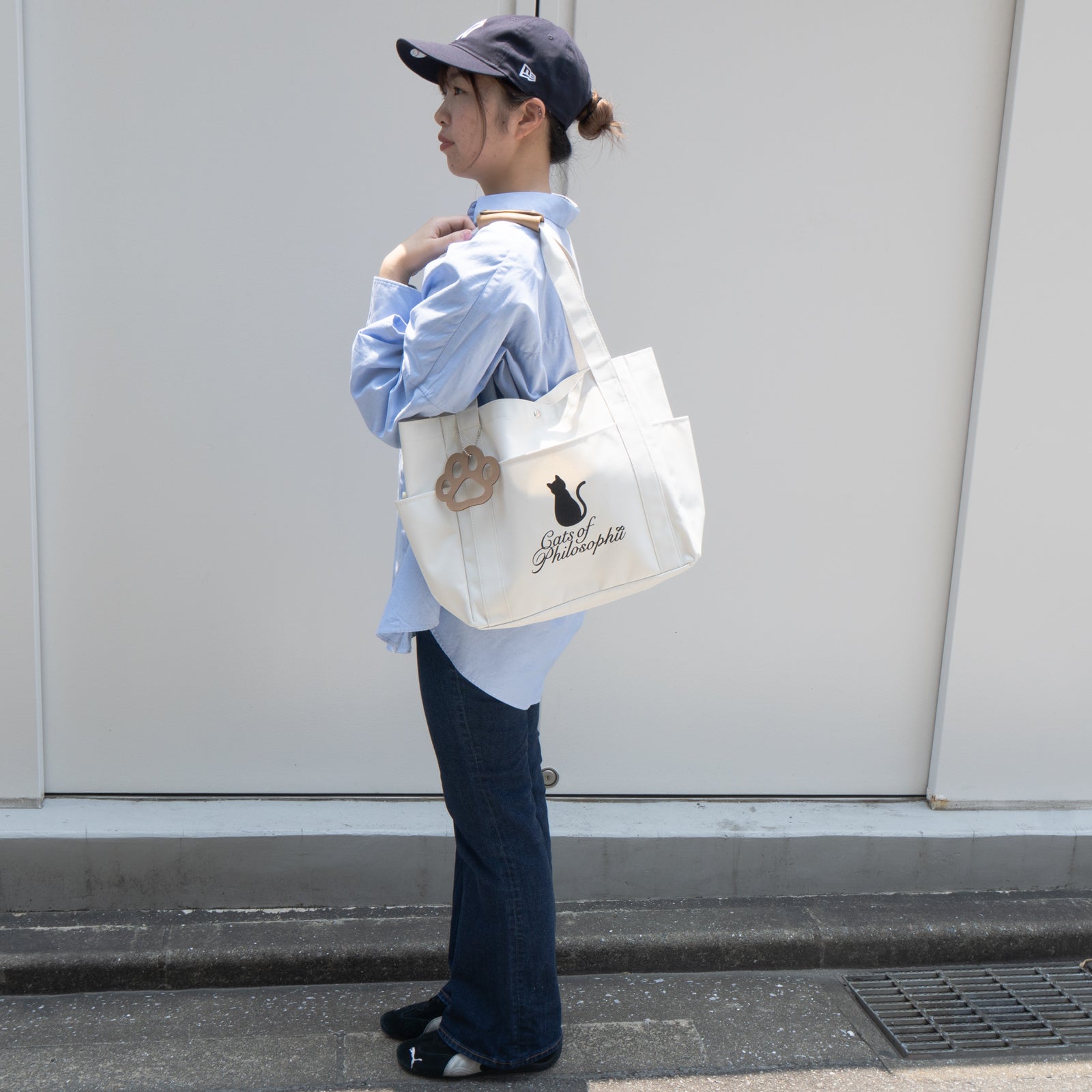 【11/7(金)22:00~ 26時間限定販売】【数量限定】保護猫チャリティー ロゴトート  /  オフホワイト