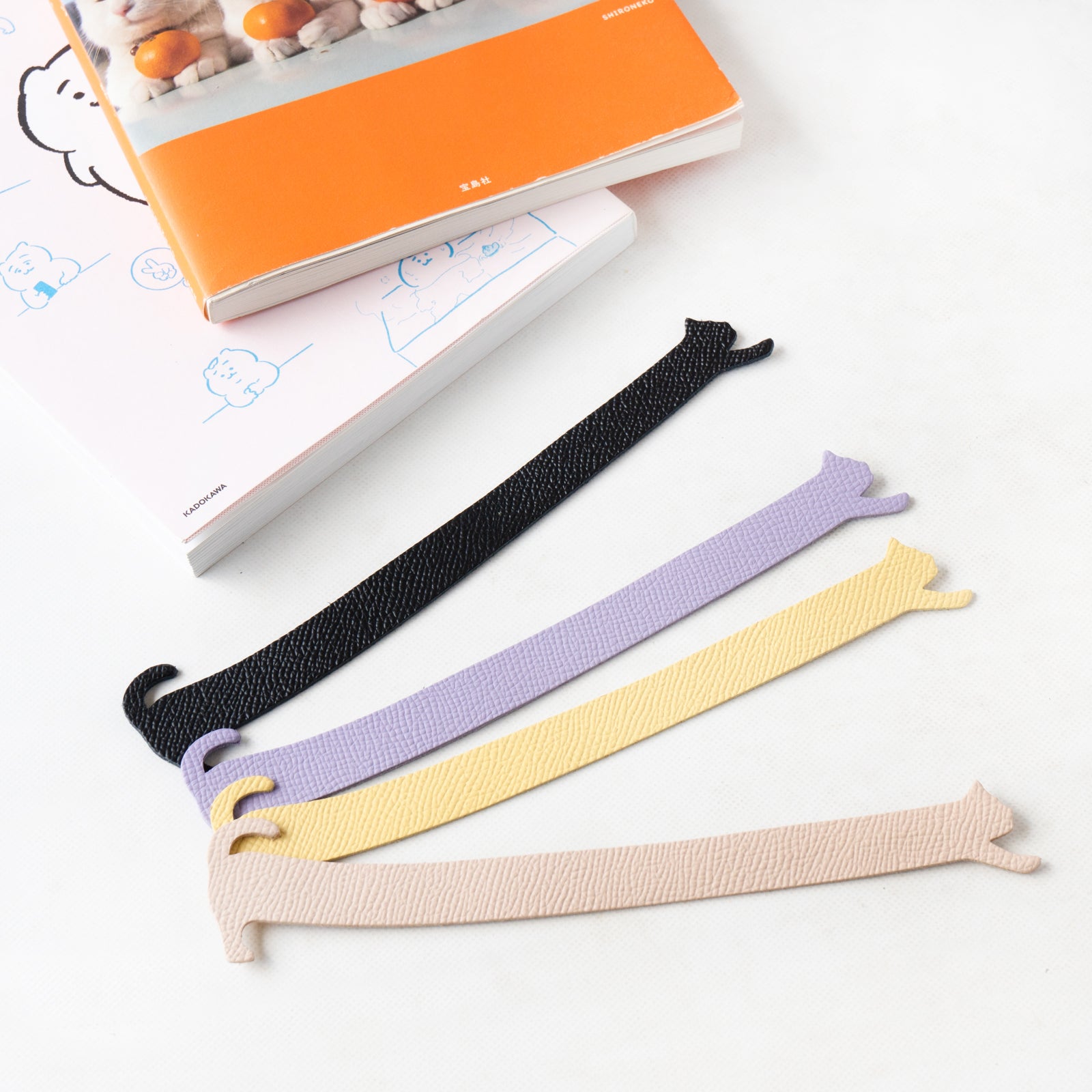 【9/7(日)22:00~ 26時間限定販売】ブックニャーク(のび) キュイール・ミネルバ / ラベンダー