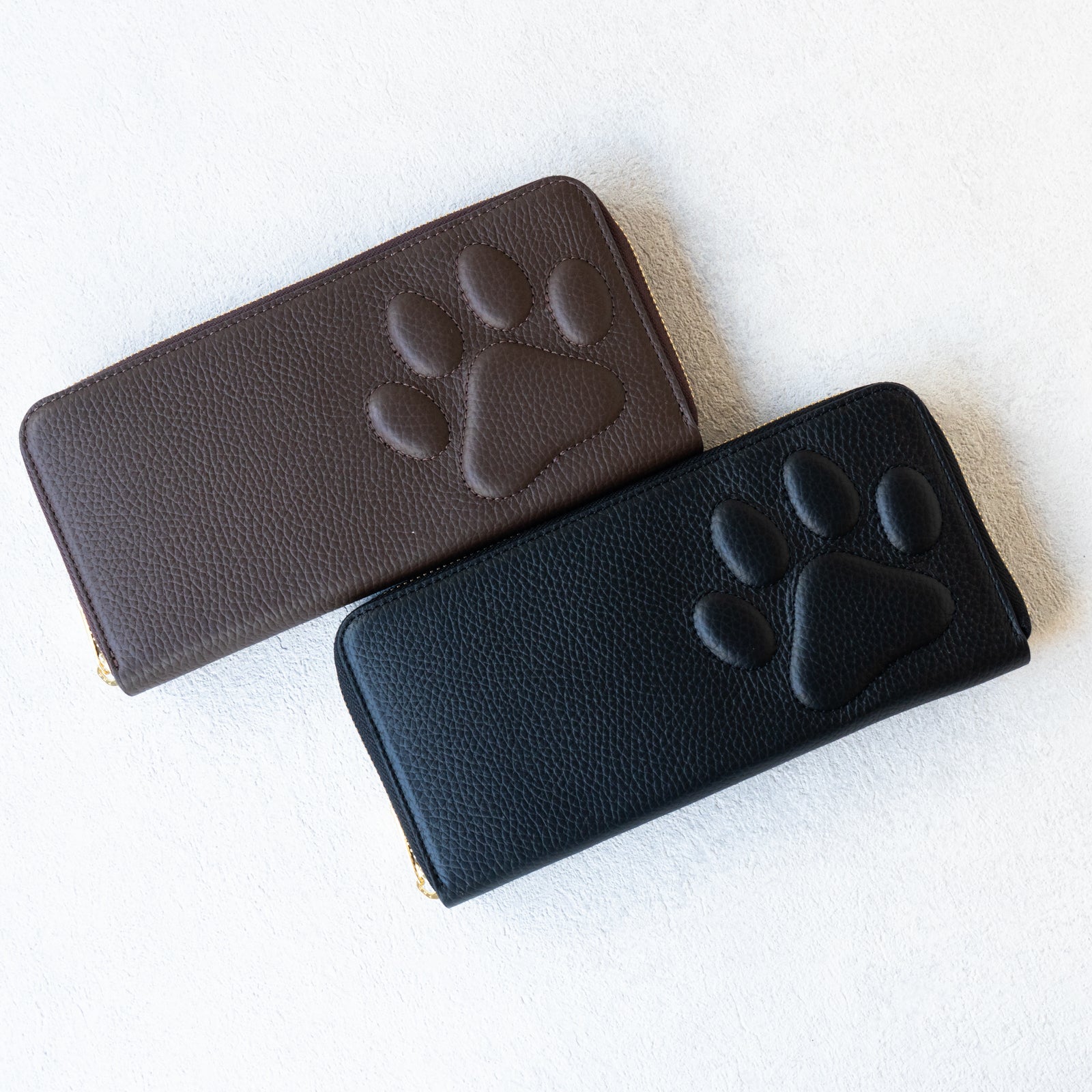 【9/7(日)22:00~ 26時間限定販売】【数量限定】PAWラウンドファスナー長財布 キュイール・マッシュ / チョコ