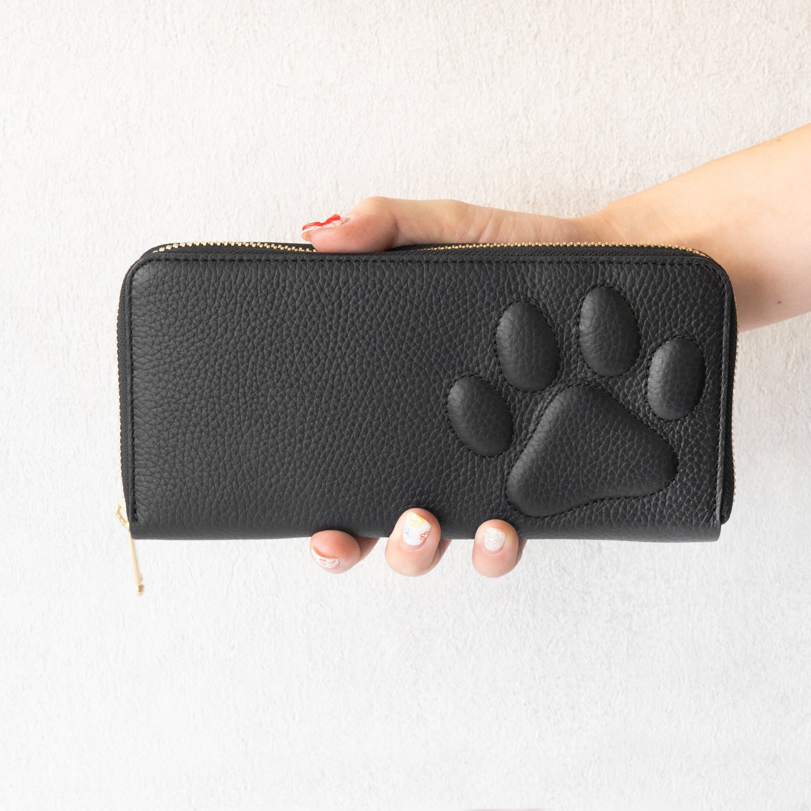 PAWラウンドファスナー長財布 キュイール・マッシュ / ブラック