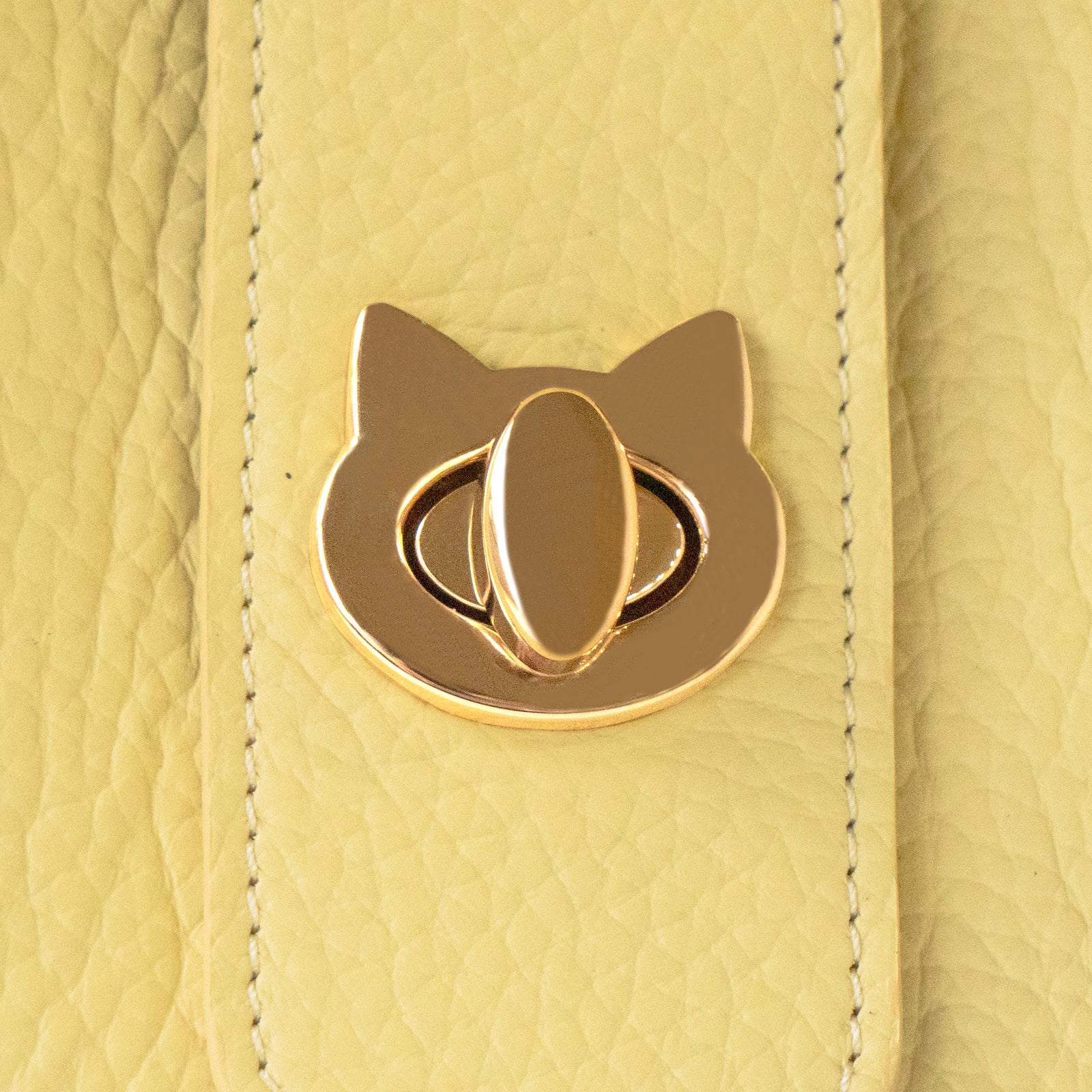 【3/20(金)20:00~ 数量限定】【さくらねこの日特別SET】ショルダーバッグ PAW (パウ) さくらねこチャームSET / ジョーヌプッサン