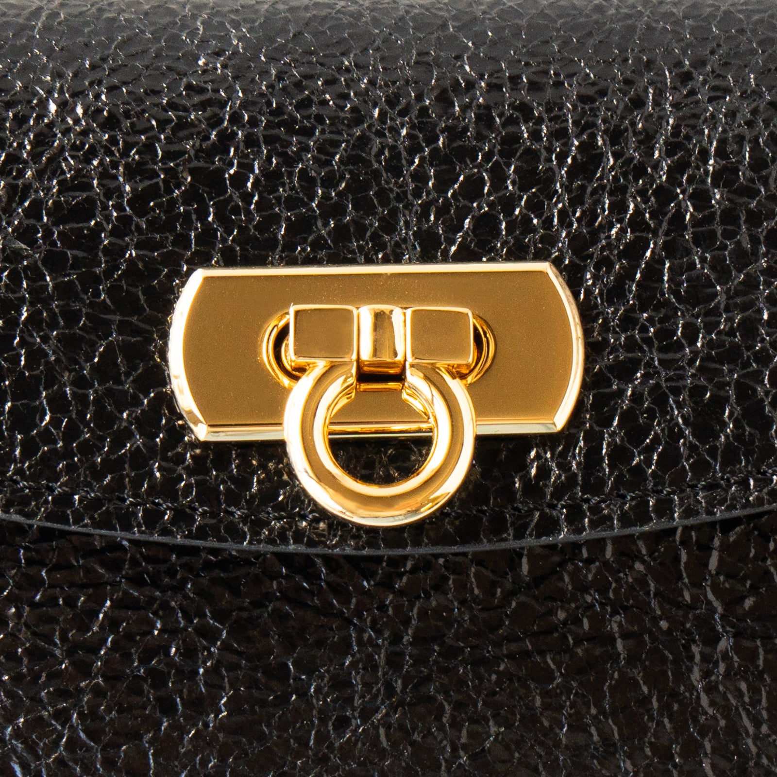 【おつとめ品セール】フラップウォレット・フルール ミディアム (背面ポケット付き) プリズムレザー / ブラック