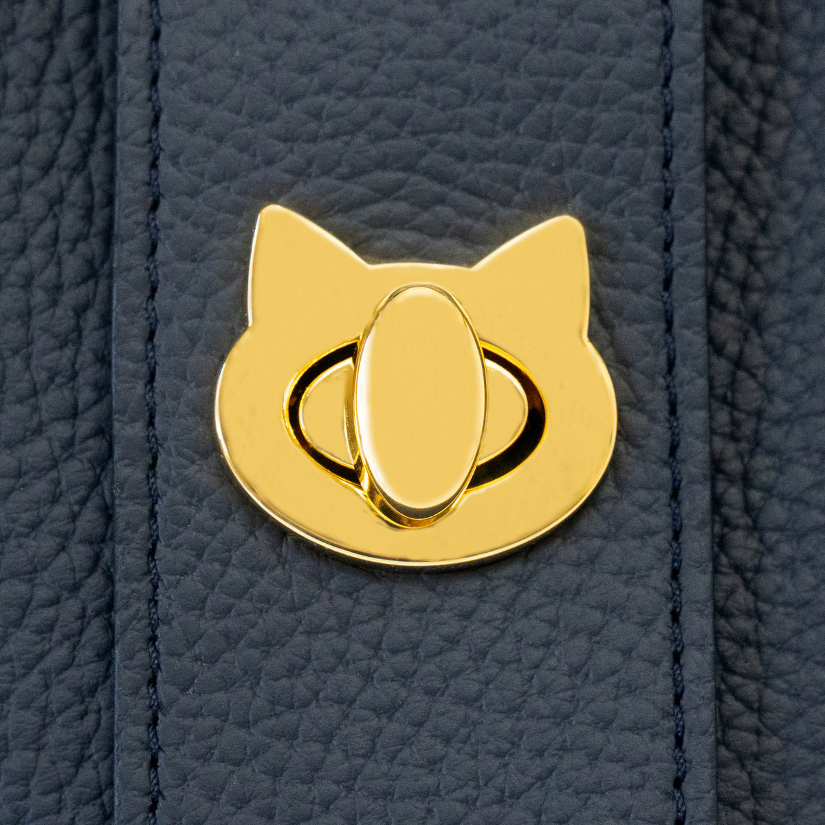 【受注販売:10/9(金)22:00〜13(火)】バケットバッグ・PAW (パウ) キュイール・マッシュ / ブルーニュイ