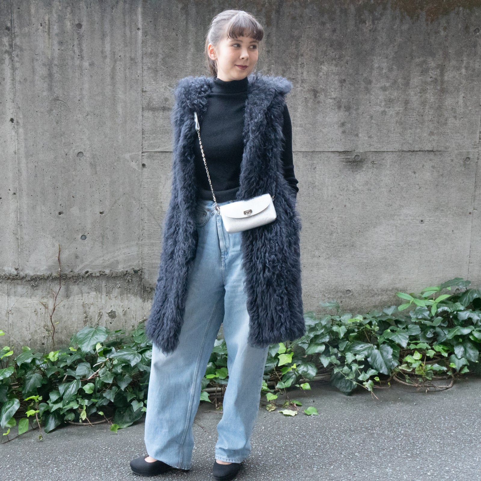 【おつとめ品セール】フルール ミリオン ポシェット(背面ポケット付き) プリズムレザー / オーロラシルバー