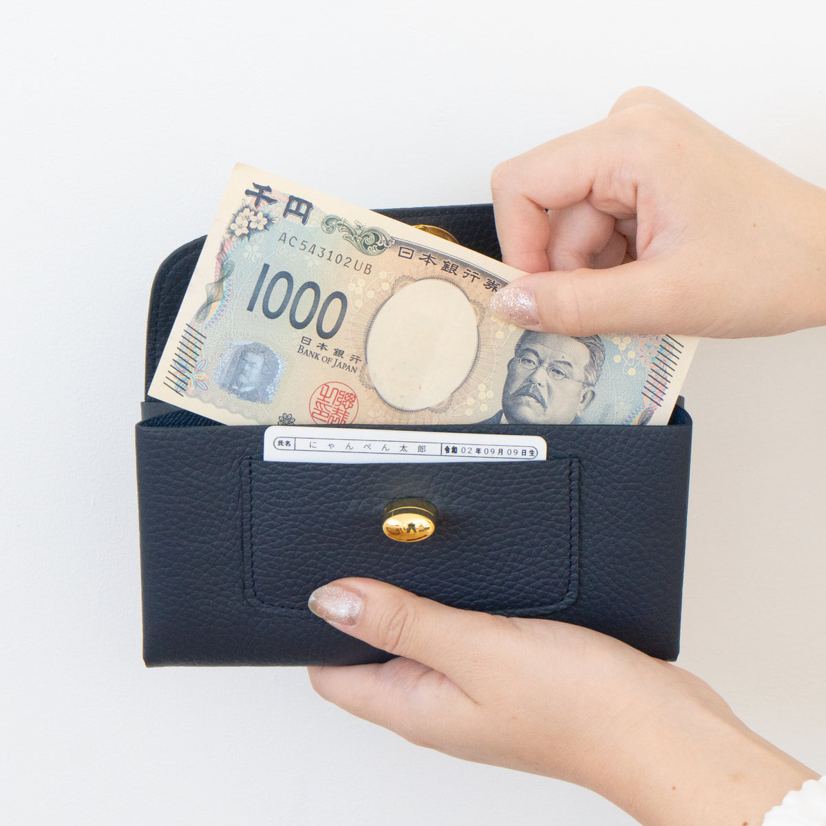 【受注販売:10/9(金)22:00〜13(火)】小さなレザーフラップ長財布・ミャウヴェルロック キュイール・マッシュ / ブルーニュイ